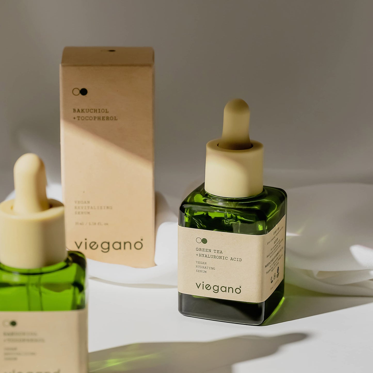 [ viegano ] Vegan Hydrating Serum for Dry & Sensitive Skin | Green Tea + Hyaluronic Acid | Hydrated Skin Appears Plumper & Firmer | 100% Vegan | 35 mL