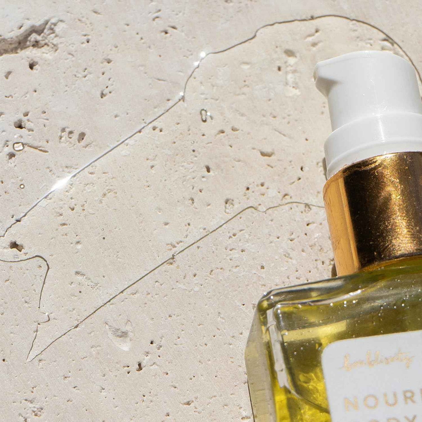 Bonblissity Nourishing Body Oils for Women, 2oz Travel Size - Lavender Scented Body Oil, Non-Greasy Non-Comedogenic, Vitamin E Hydrating Moisturizer for Men and Women with Dry or Sensitive Skin