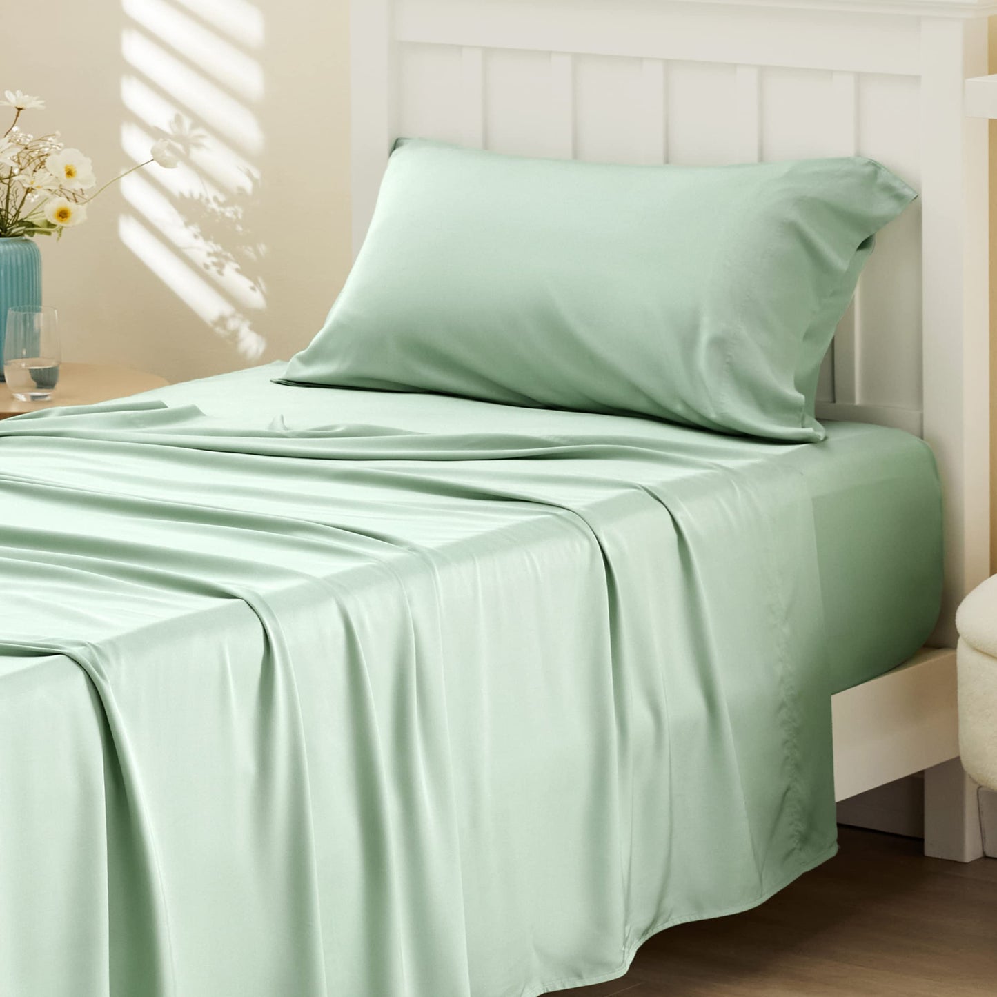 Bedsure Twin Sheets Set, Cooling Sheets Twin Size Bed Set, Rayon Derived from Bamboo, Twin Size Sheets, Breathable & Soft Bed Sheets, Hotel Luxury Silky Bedding Sheets & Pillowcases, Sage Green