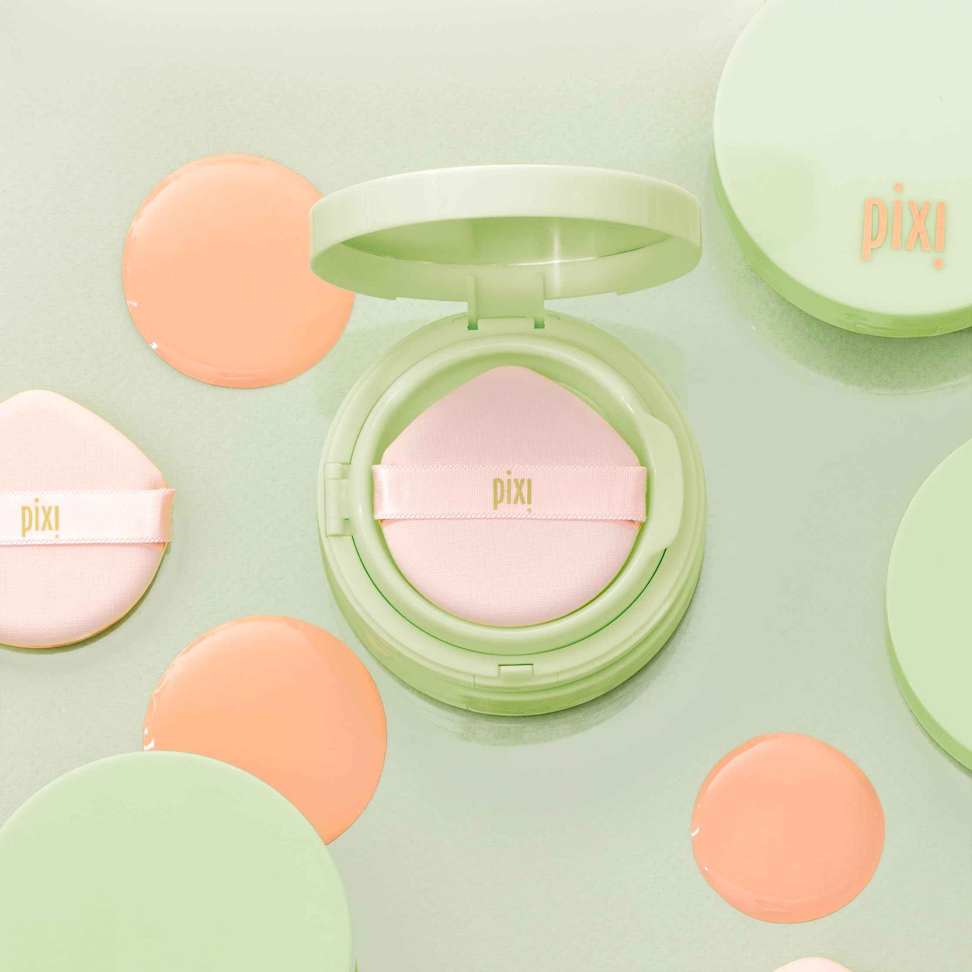 Pixi Beauty Glow Tint Cushion, brightening, colour correcting face tint, 12 g / 0.4 oz