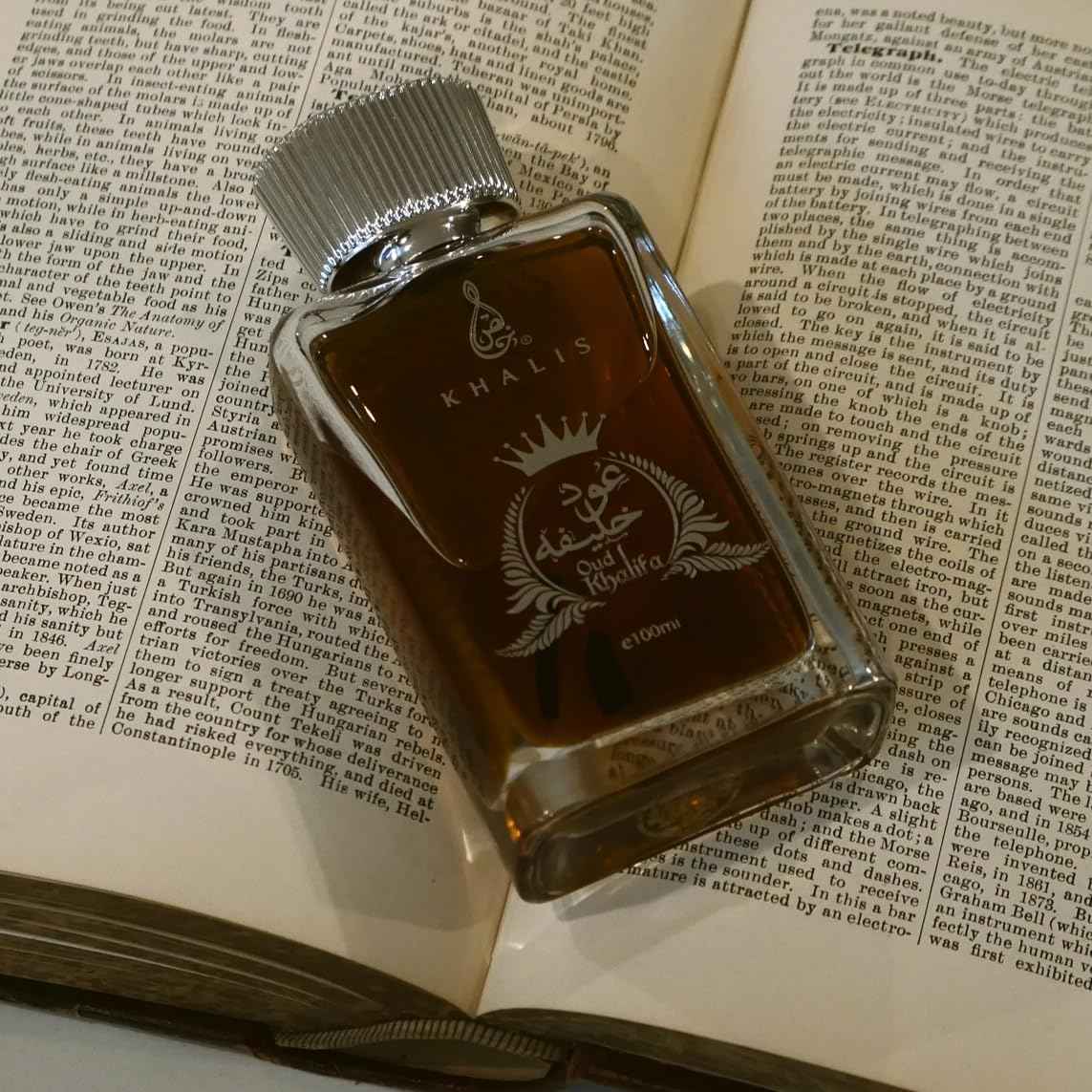 Maison d'Orient Oud Khalifa Eau de Parfum 3.4 oz - Sweet Arabian Oud Blend with Warm Wood Accords Unisex Perfume loved for its long lasting trail and compliment catching aroma