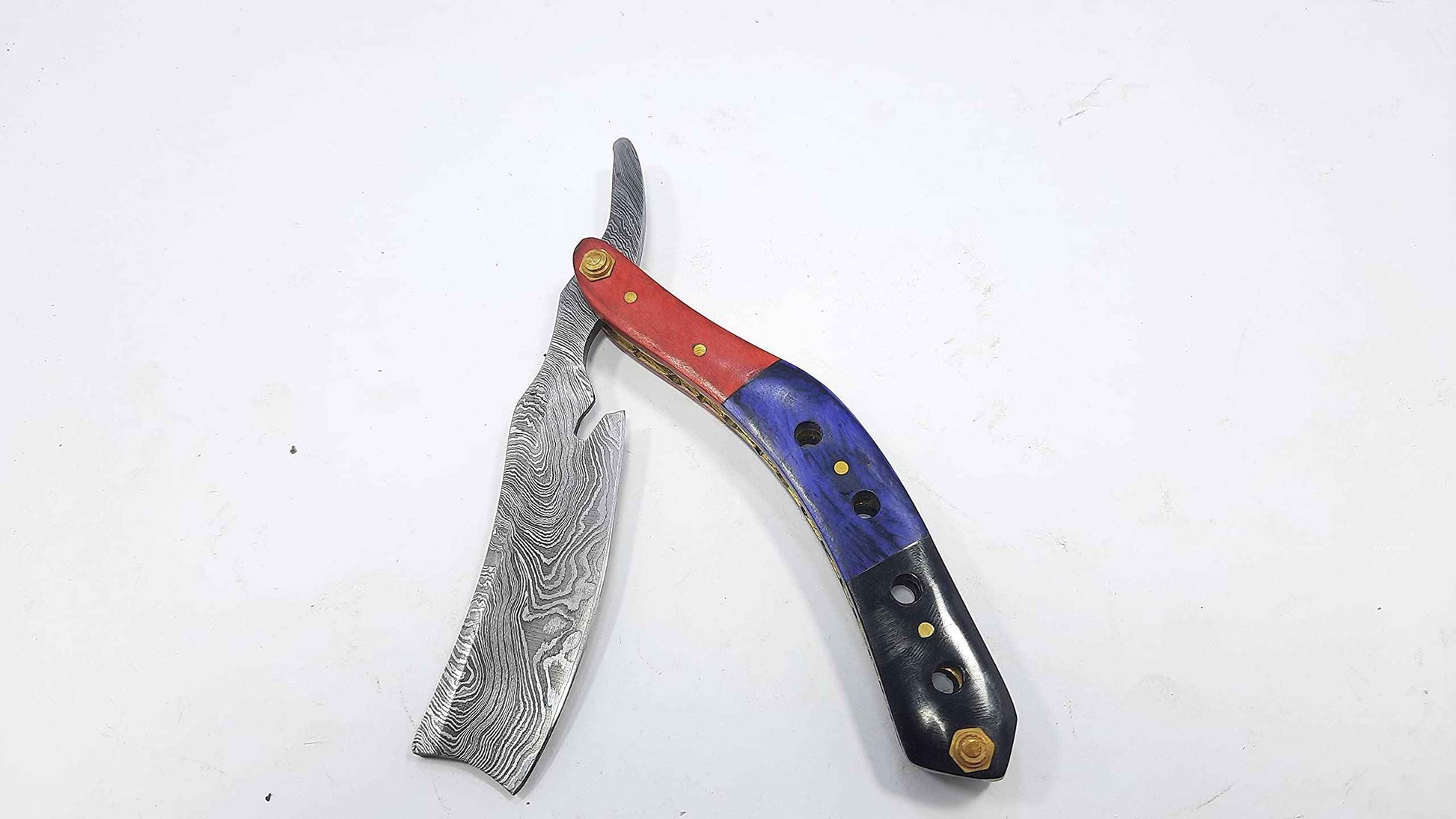 Qureshi Knifes Damascus Steel Straight Razor fixed Blade Color Wood, Buffalo Horn Handle with Leather Sheath Belt Loop. STR-24004