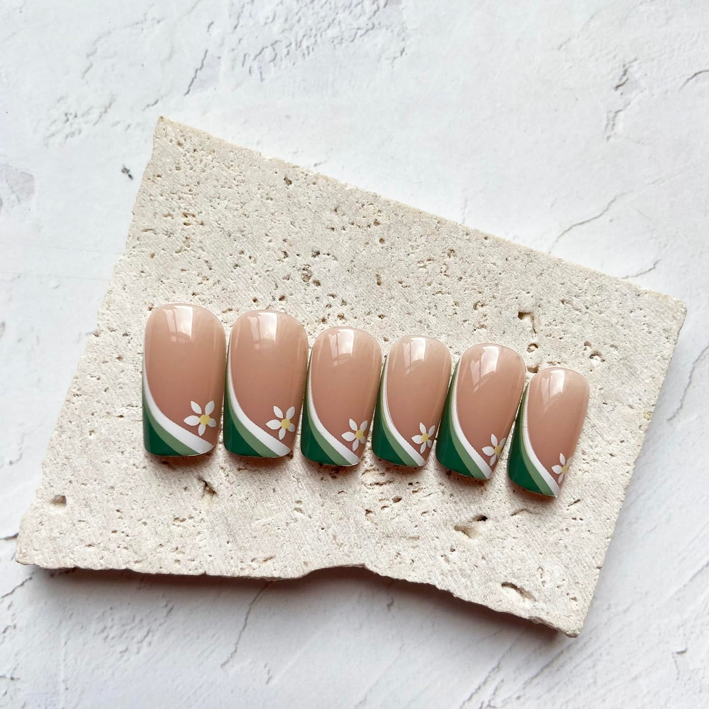 French Press on Nails Medium Fake Nails Square False Nails with Flower Design Green White Nail Tip Full Cover Glossy Artificial Nails Spring Summer Stick on Nails Flower Glue on Nails for Women Girls