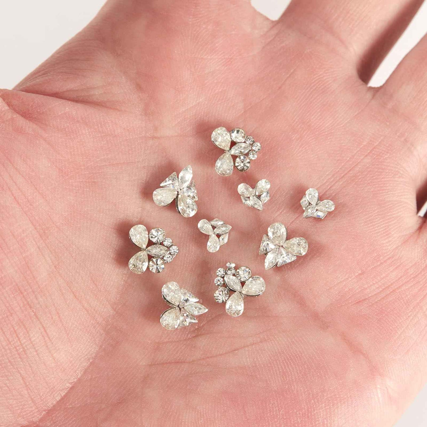 SILPECWEE 15pcs Heart Nail Rhinestones and Charms, Heart Zircon Nail Charms Glass Crystal 3D Nail Gems Diamond Alloy Nail Jewelry Studs Flat-Back Nail Art Decoration for Nails Supplies