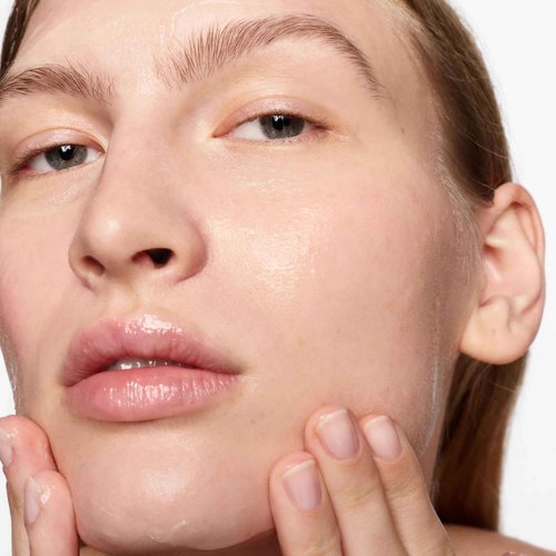 Beauty Pie Happy Face No-Stress Jelly Cleanser – Soothing Aloe, Oat & Rose Gel-Cream for Hydrated, Calm Skin