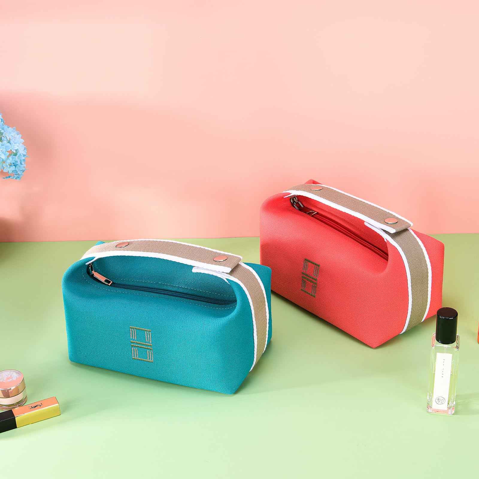 Sluxa Toiletry Bag for Women, Fashion Pink travel Toiletry Bag, Hanging canvas makeup Bag Organizer for Wome (Full Update)