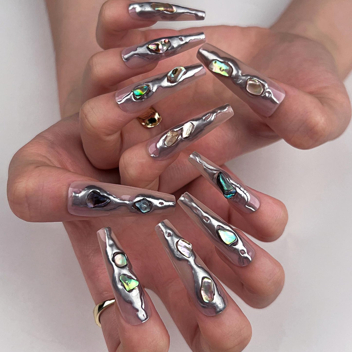 MISUD Press on Nails Long Coffin Fake Nails Glossy Glue on Nails 3D Silver Chrome Acrylic Nails Ballerina Artificial Nails Luxury Rhinestone Stick on False Nails with Design 24 pcs