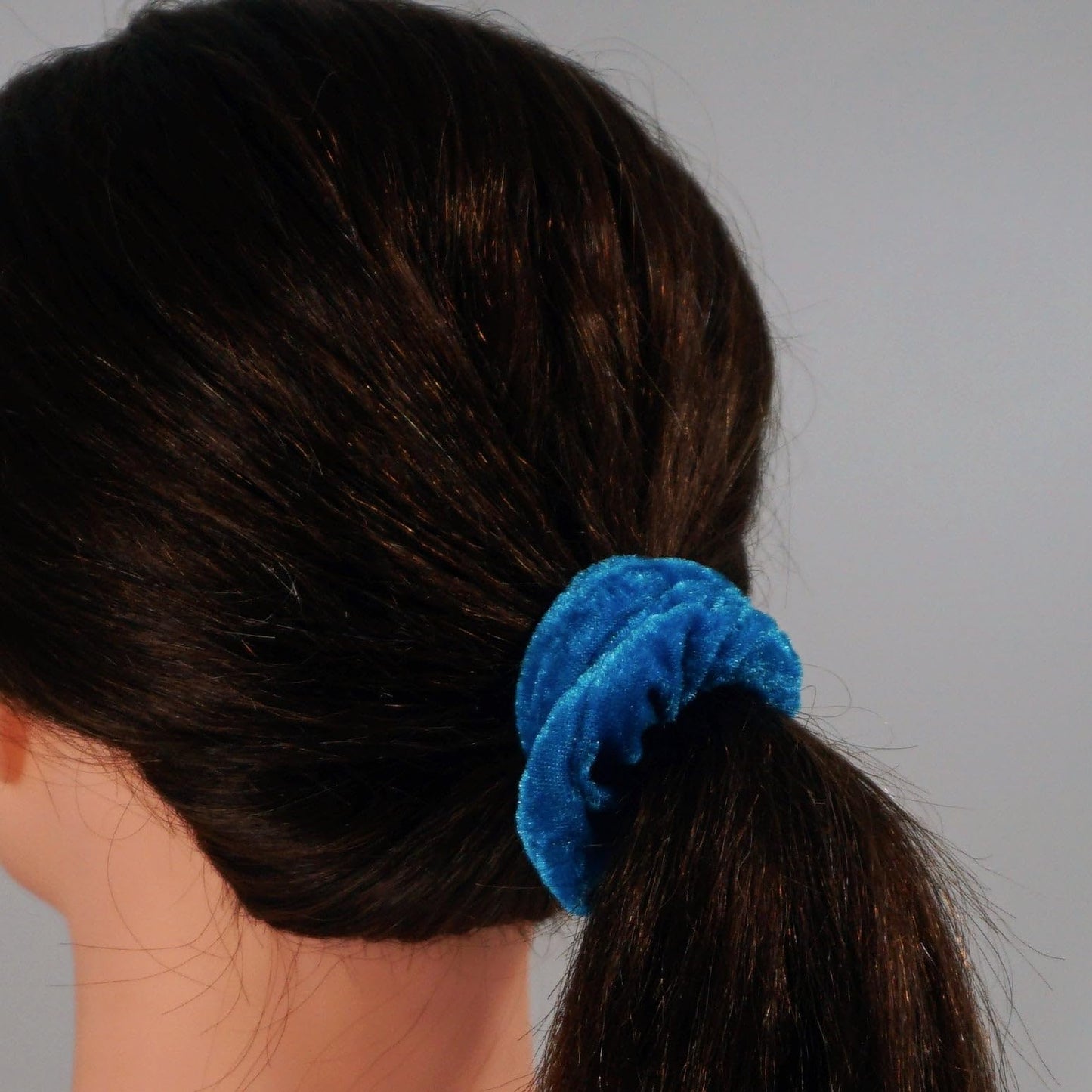 Amelia Beauty, Blue Velvet Scrunchies, Medium 3.5in, Gentle on Hair, Strong Hold, No Snag, No Dents or Creases. 8 Pack