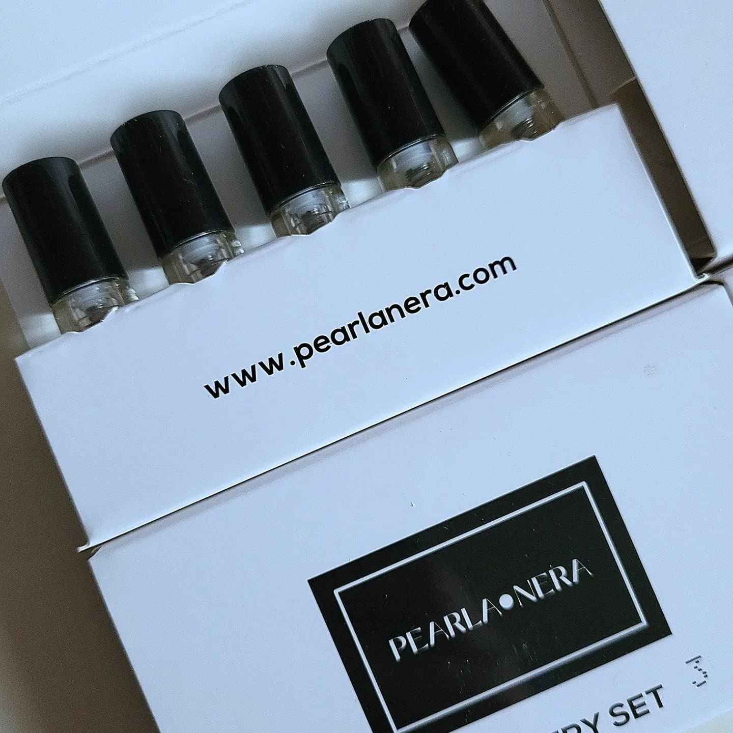 PEARLANERA Discovery Set – 20 Arabic EDP Spray Samples 2 mL Each | Unisex Oud Floral Vanilla Musk Mini Perfume Sampler | Luxury Niche Fragrance Gift Set Made in Dubai Travel TSA Friendly