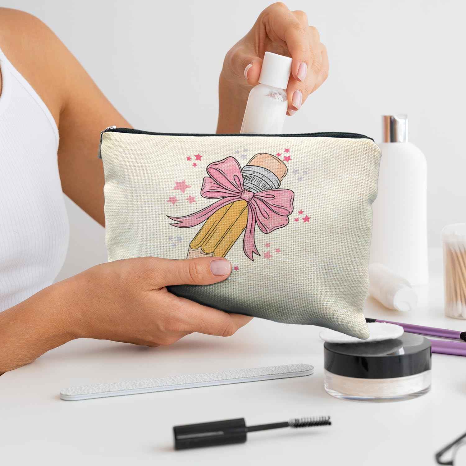 RYYCDOI Coquette Pink Bow Teacher Makeup Bag, Teacher Appreciation Gifts Cosmetic Bags for Women, End of Year Teachers Gifts, Preppy Zipper Makeup Pouch for Teachers