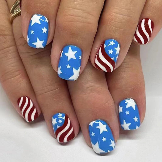 24Pcs Independence Day Press on Nails Short Square Blue Red Fake Nails Star Full Cover Gel Glue on Nails Glitter False Nails 4th of July Nails for Women Acrylic Nails Stick on Nails Decorations