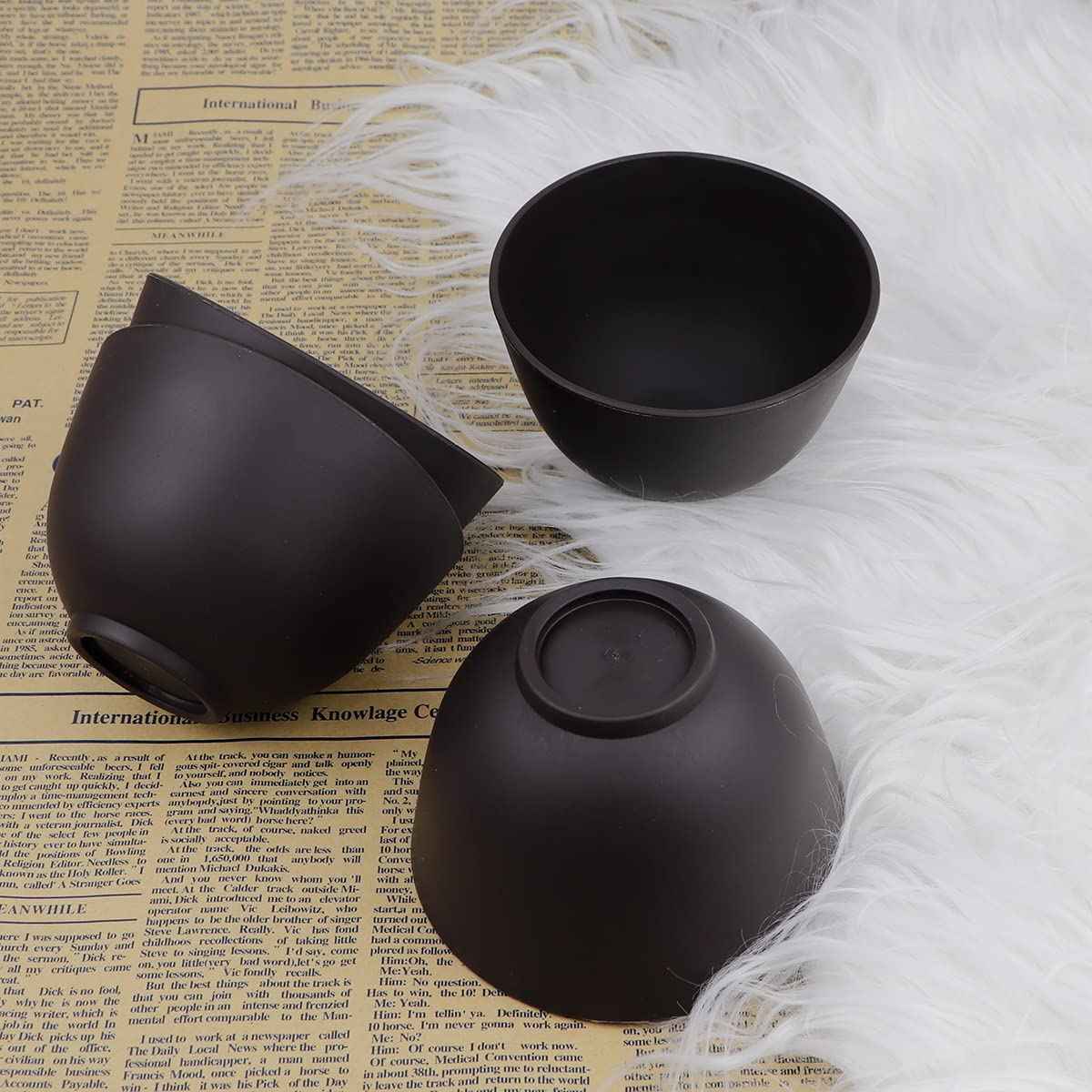 FERCAISH 4Pcs Diy Face Mask Mixing Bowl, Microwavable Silicone Facial Mud Bowl Cosmetic Beauty Tool for Home Salon(Black)