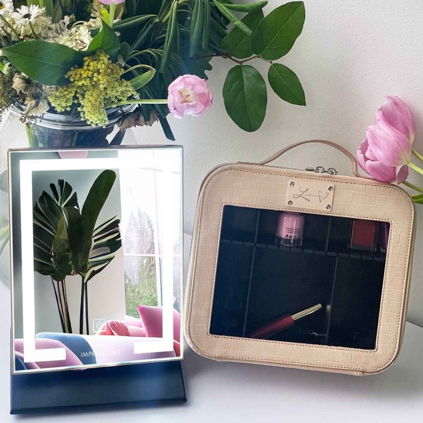 Impressions Vanity Liane V. Travel Makeup Bag, Cosmetic Case Makeup Organizer with Waterproof and Transparent Window, Makeup Vanity Bags with Adjustable Dividers and Faux Leather (Beige)