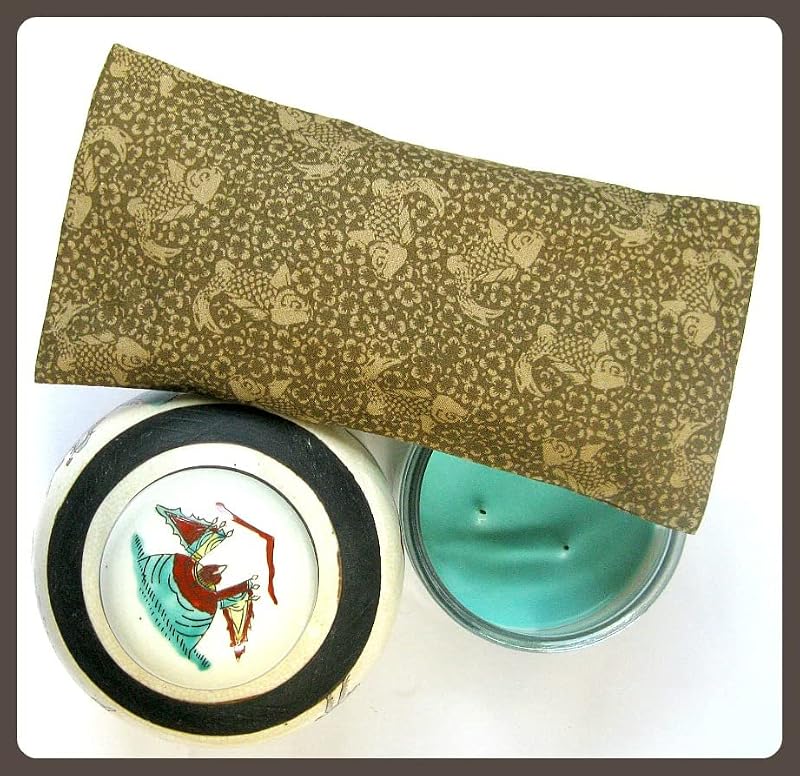 Weighted Eye Pillow with Lavender Chamomile Flax – Washable Cover