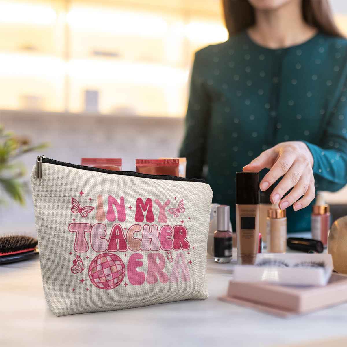 uinwk Groovy Pink Teacher Era Makeup Bag - Best Teacher Gifts for Women, Cosmetic Bag for Purse