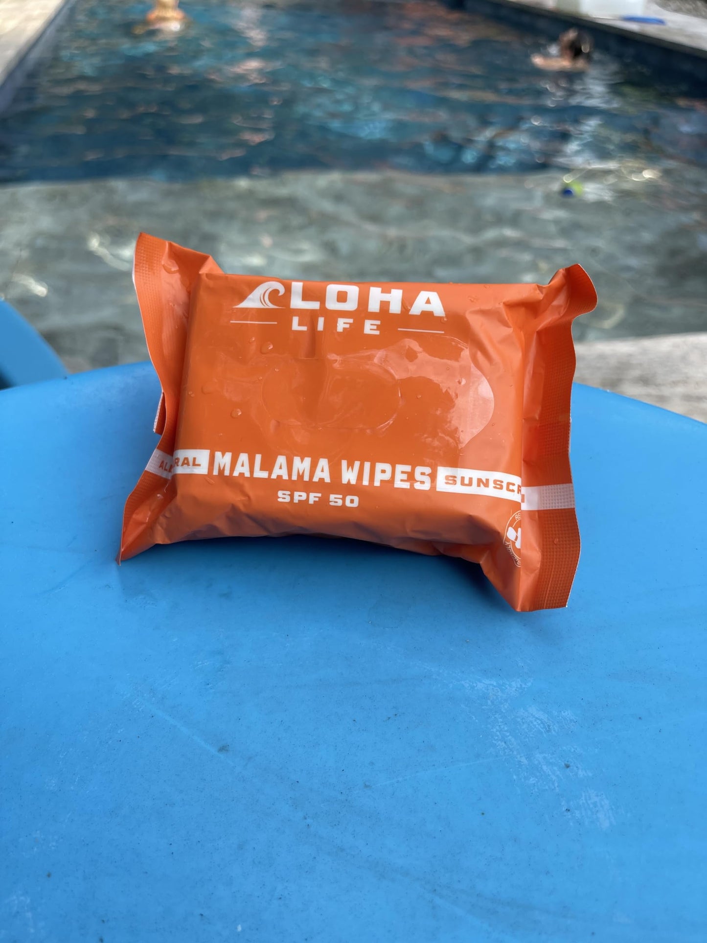 Malama Wipes 50 SPF Reef Safe Biodegradable Sunscreen wipes, Kid-safe, Sensitive Psoriasis-friendly, UVA/UVB Protection, Family, Travel-Size, Waterproof,Cruelty-free,Mess-Free, Easy application.