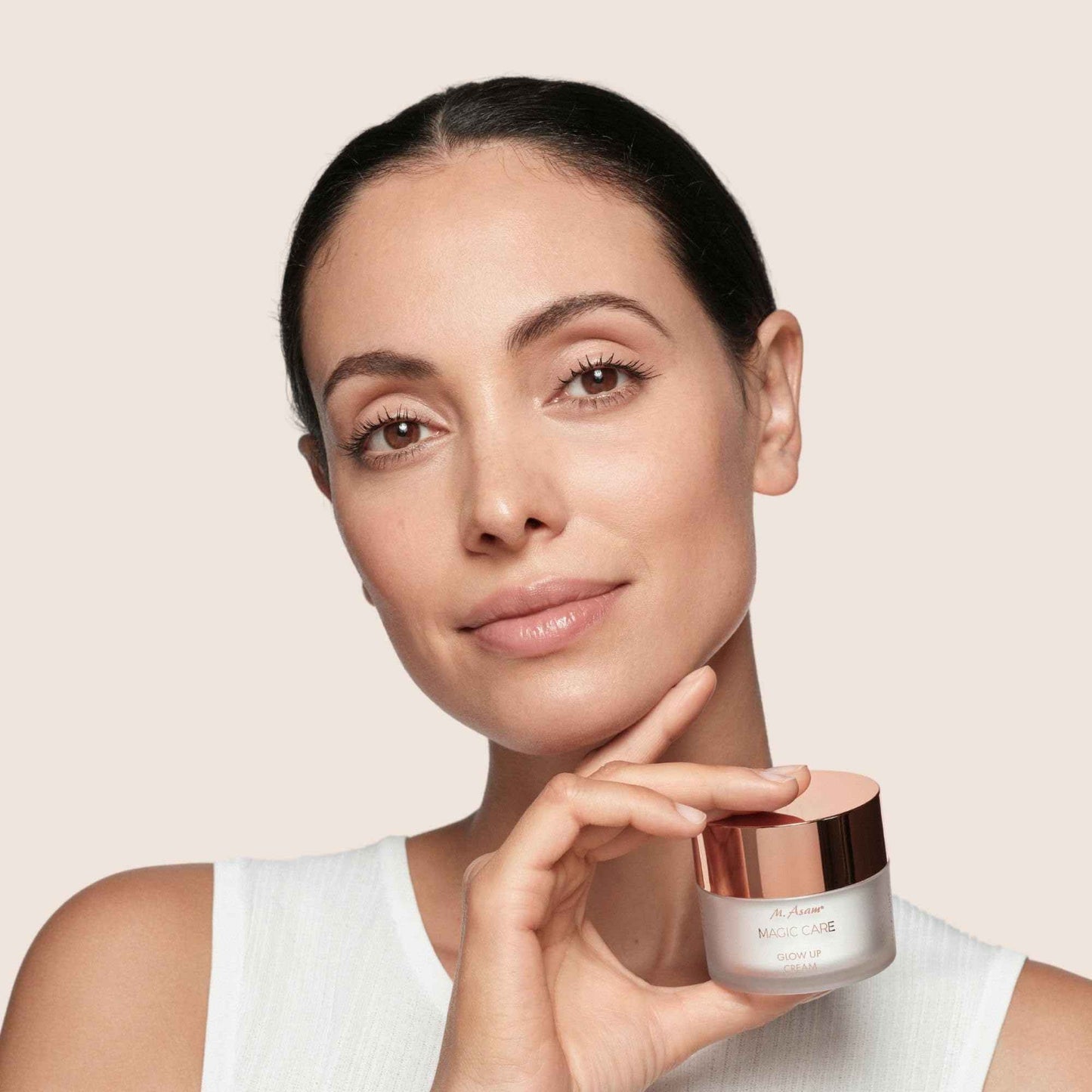 M. Asam MAGIC CARE Glow Up Cream (1.69 Fl Oz) - Light facial cream with immediate & long-term glow effect, skincare for fresh and youthful complexion, ideal as day care & as make-up base.