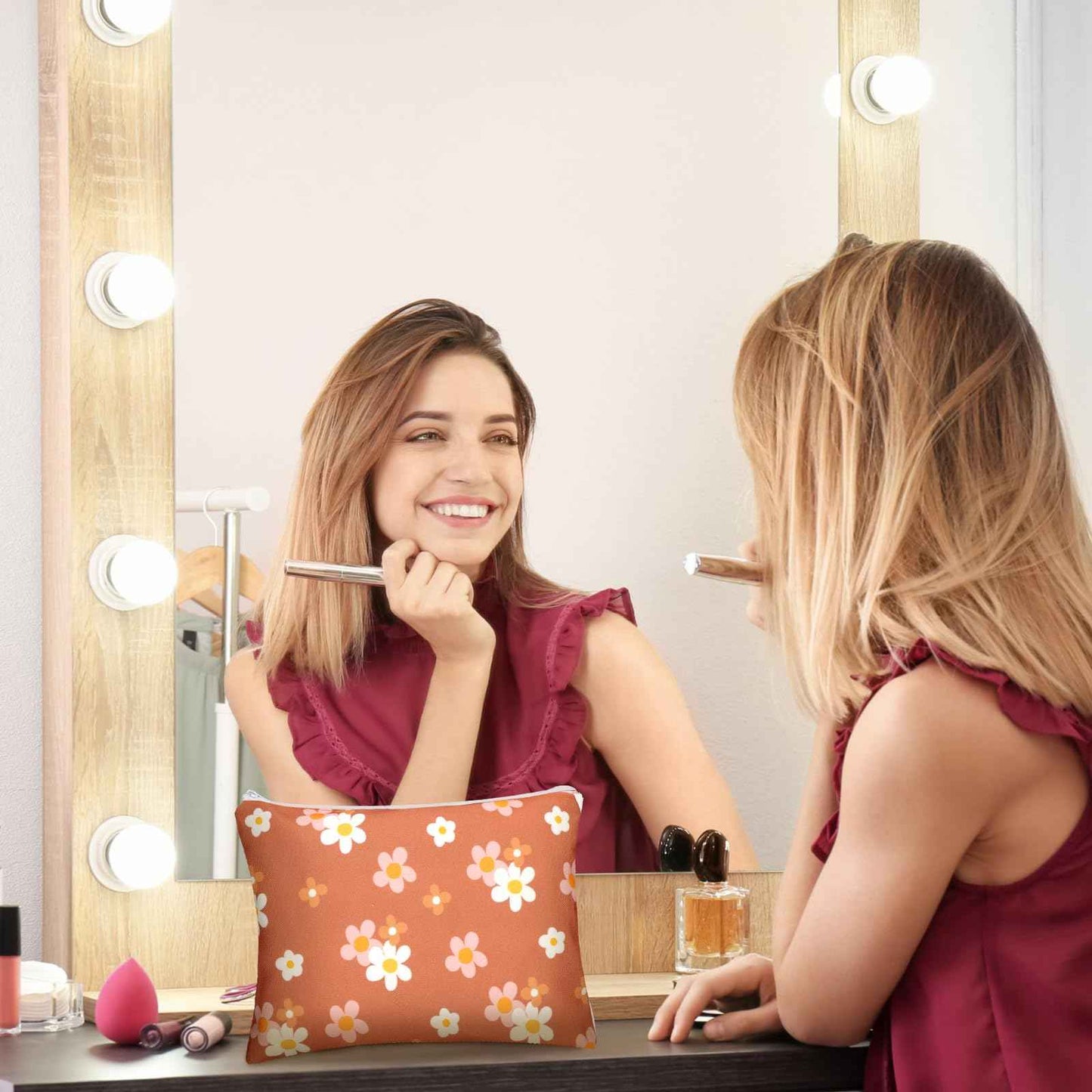 Kajaia 12 Pcs Daisy Floral Makeup Bags, Boho Zipper Cosmetic Pouch for Woman, Cosmetic Toiletry Bags Gifts Cute Portable Travel Purse Organizer Storage Pouch Daisy Party Favors for Autumn Thanksgiving