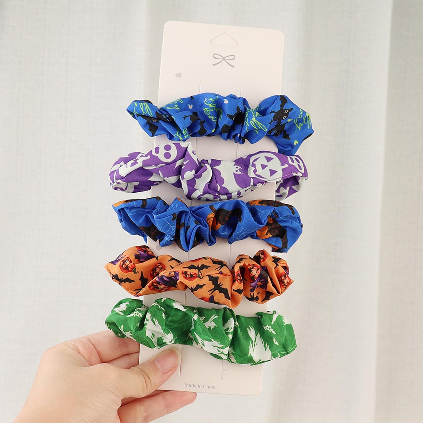 Halloween Hair Ties Halloween Elastic Hair Scrunchies Hair Bands Stretchy Halloween Hair Ropes Hair Loop Halloween Hair Accessories for Women (A)