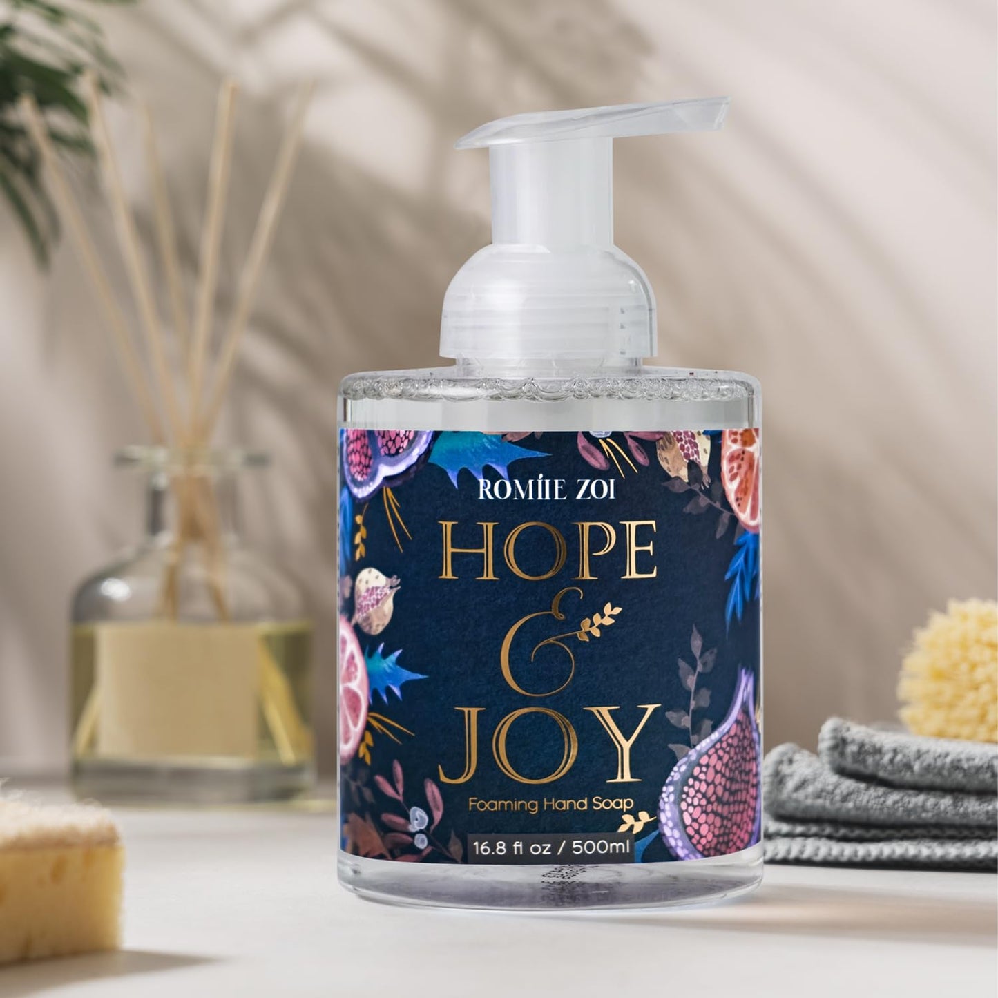 ROMIIE ZOI Christmas Foaming Hand Soap with Gift Box - Hope & Joy, Infused with Frosted Holly Aroma - 500ml/ 16.8 fl. oz