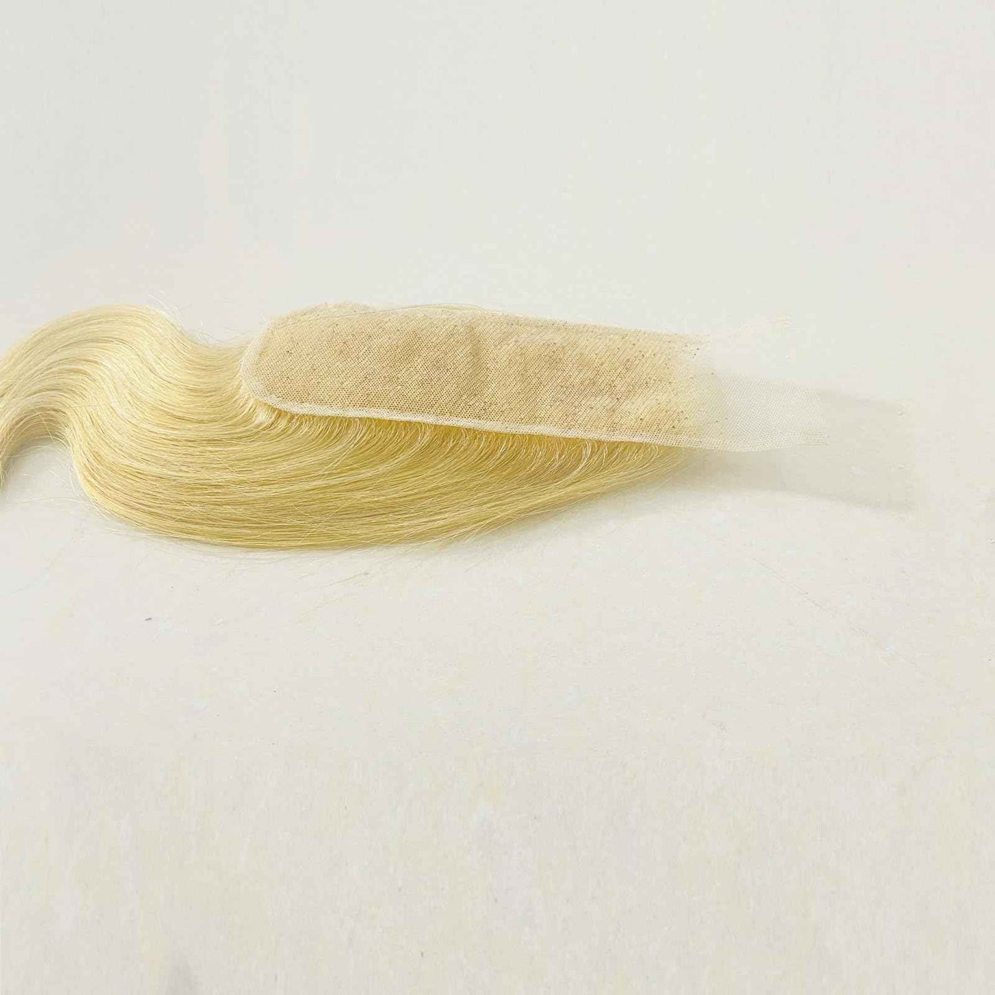 Blonde 2x6 Lace Closure Color #613 2x6 Transparent Lace Closure 100% Human Hair Free Part 150% Density Bleached Knots Pre Plucked With Baby Hair 14 Inch