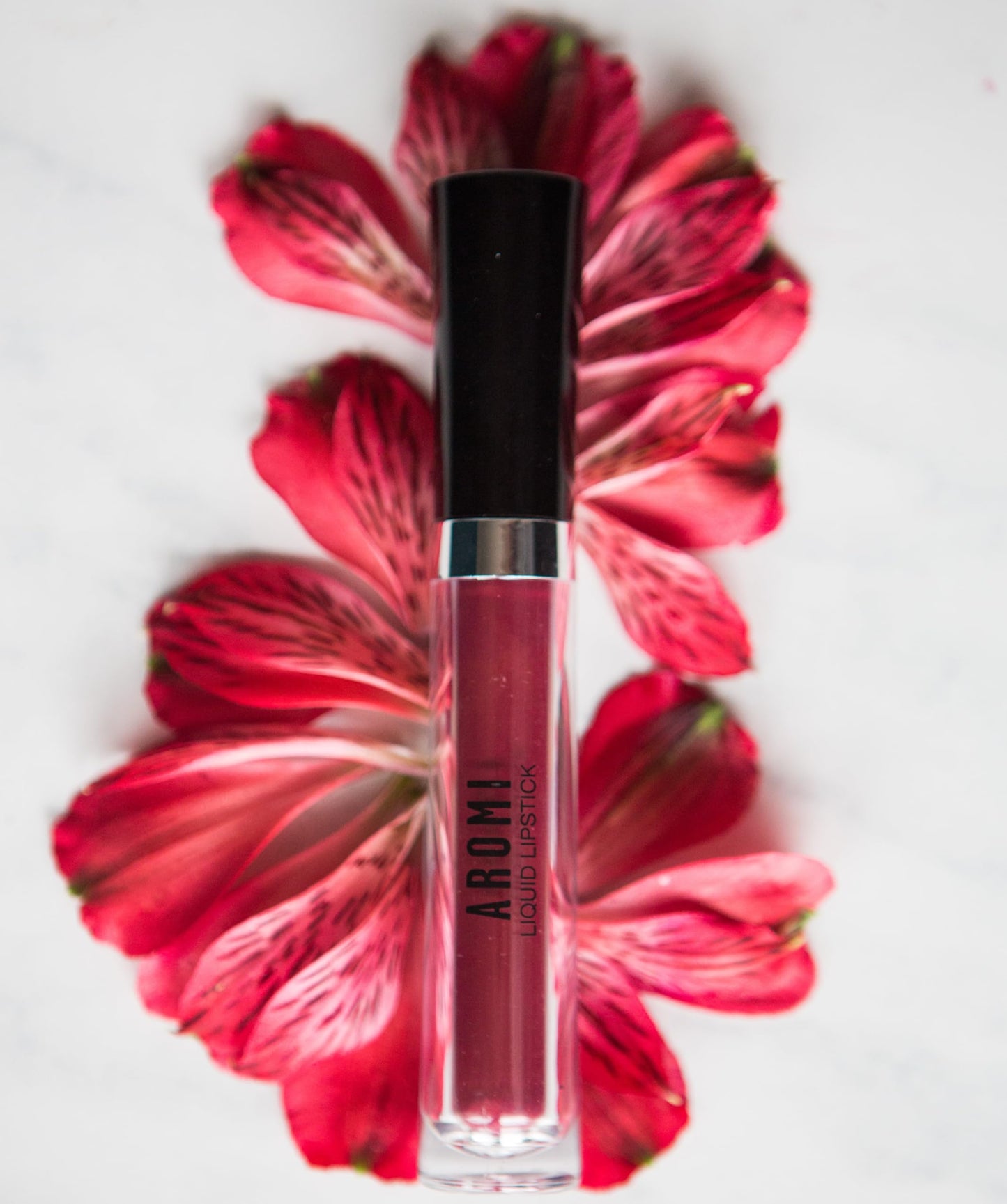 Aromi Maroon Burgundy Liquid Lipstick | Bordeaux Wine Lip Color with Blue Undertones, Vegan, Cruelty-free, Waterproof, Long-lasting (Red Dahlia)