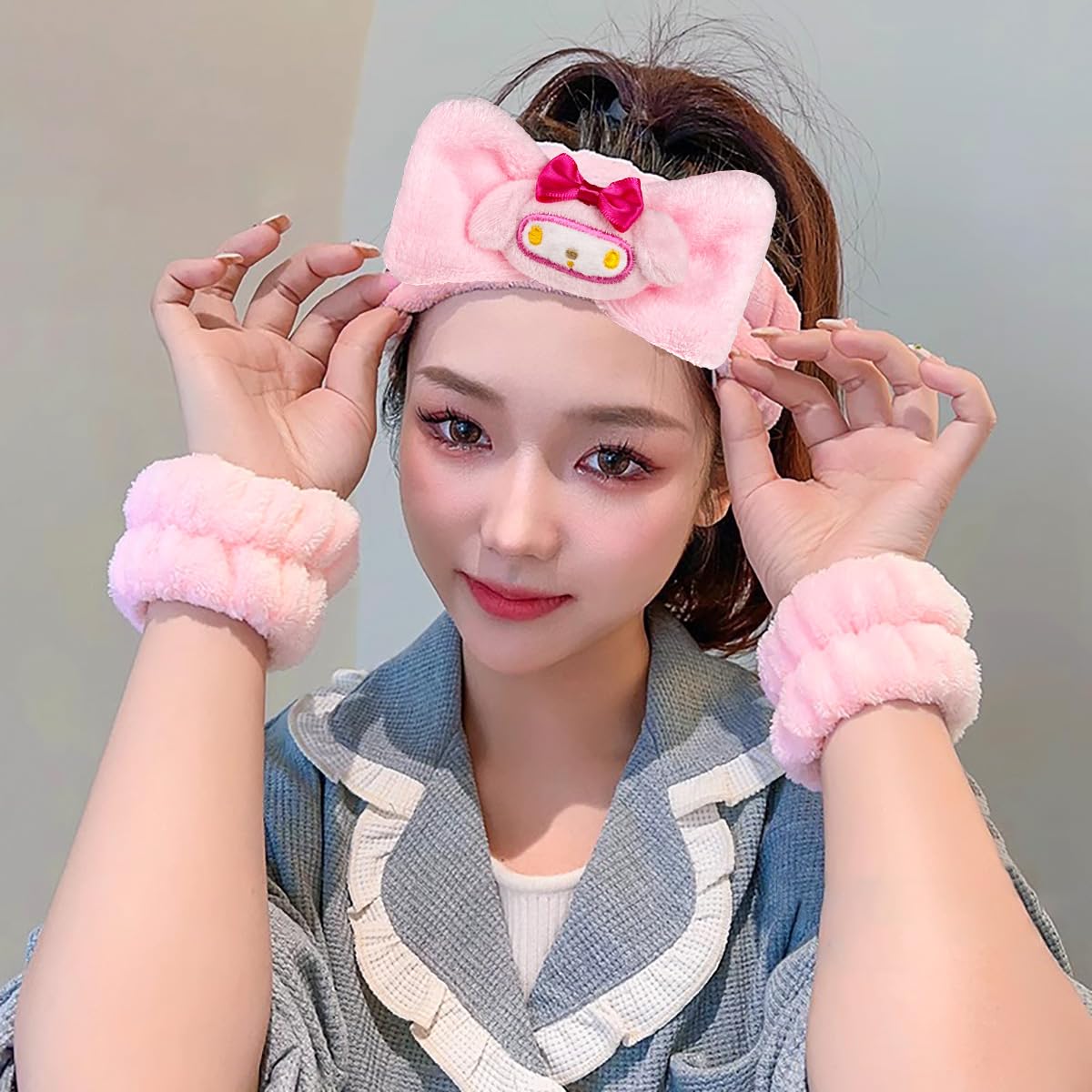 Pauluios Kawaii Spa Headband for Washing Face, Cute Women's Soft Headband, Coral Fleece Fluffy Women's Girls Hairband for Makeup, Skin Care, Shower Wash, Party (Pink Bow-Melo)