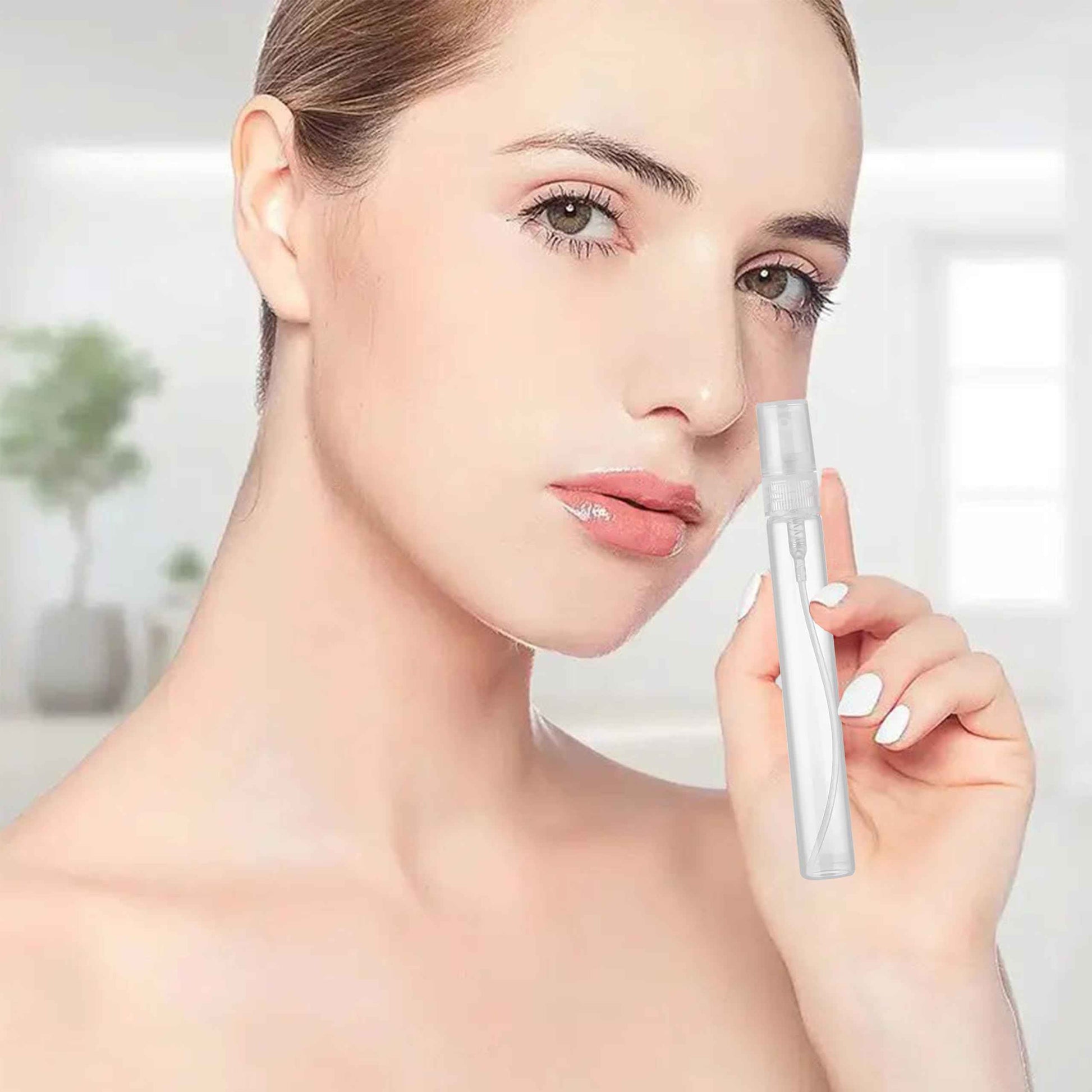 uadbau Mini Spray Bottle, 5 Pcs 10ml Perfume Bottle Empty with 3 Pcs Transfer Pipettes, Fine Mist Refillable Perfume Atomizer, Small Empty Sample Containers, Plastic Portable Travel Bottle - Clear