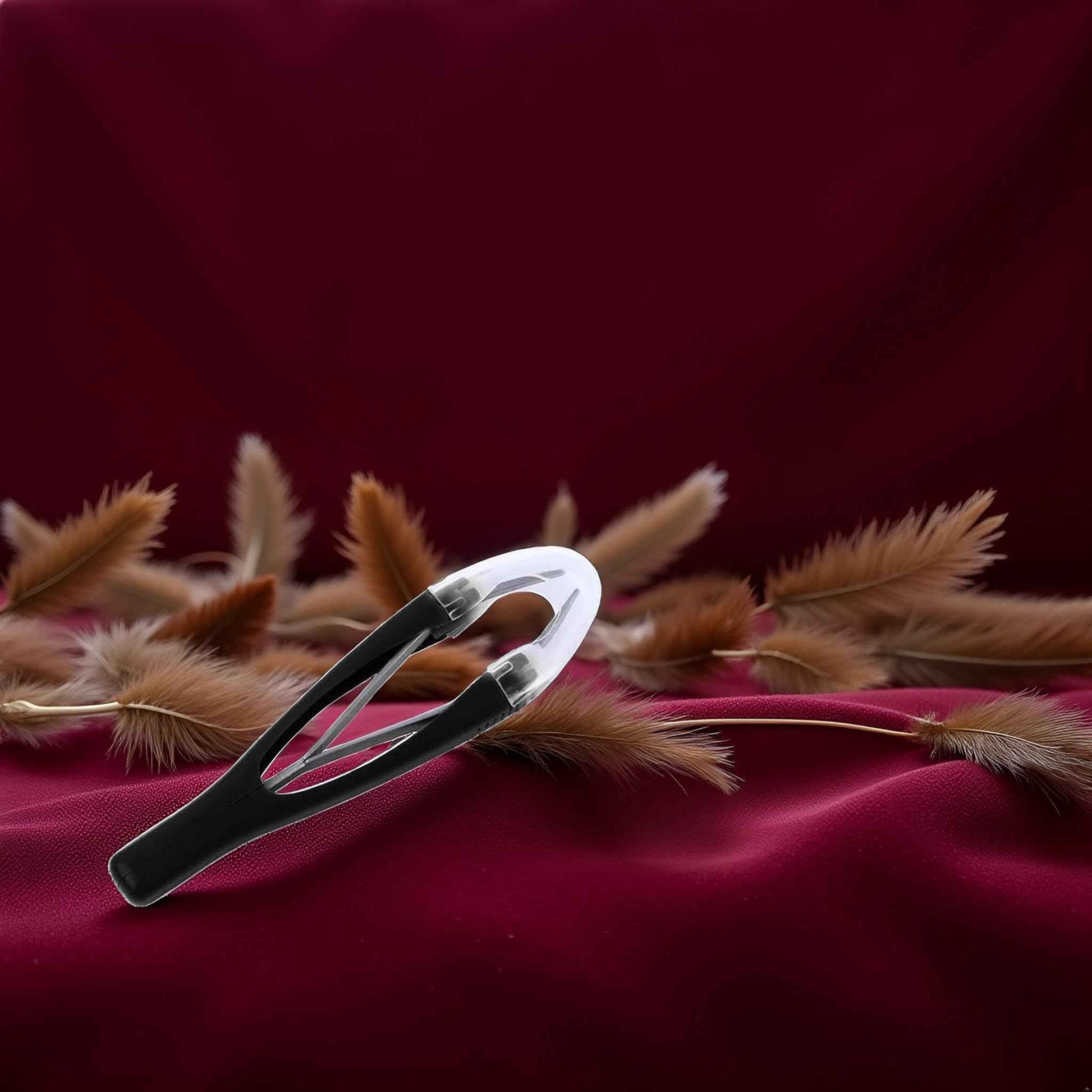 Black Automatically Retractable Eyebrow Tweezers Stainless Steel Tweezers for Women Facial Hair and Ingrown Hair Removal Hair Removal Tweezer Shave and Hair Removal