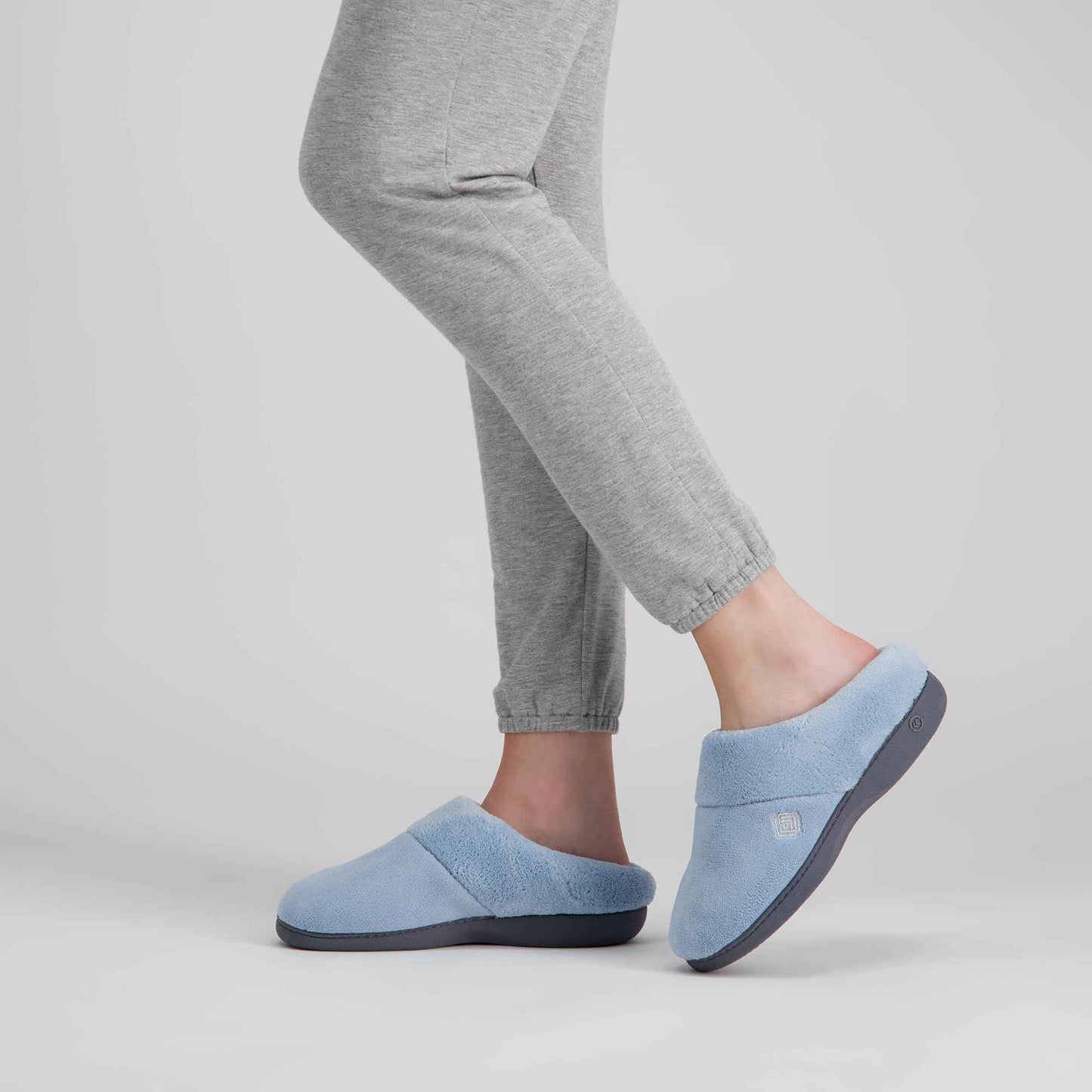 Isotoner Women's Classic Clog Slippers with Memory Foam Comfort and Non-slip Sole Slipper, Blue Fog, 6.5-7