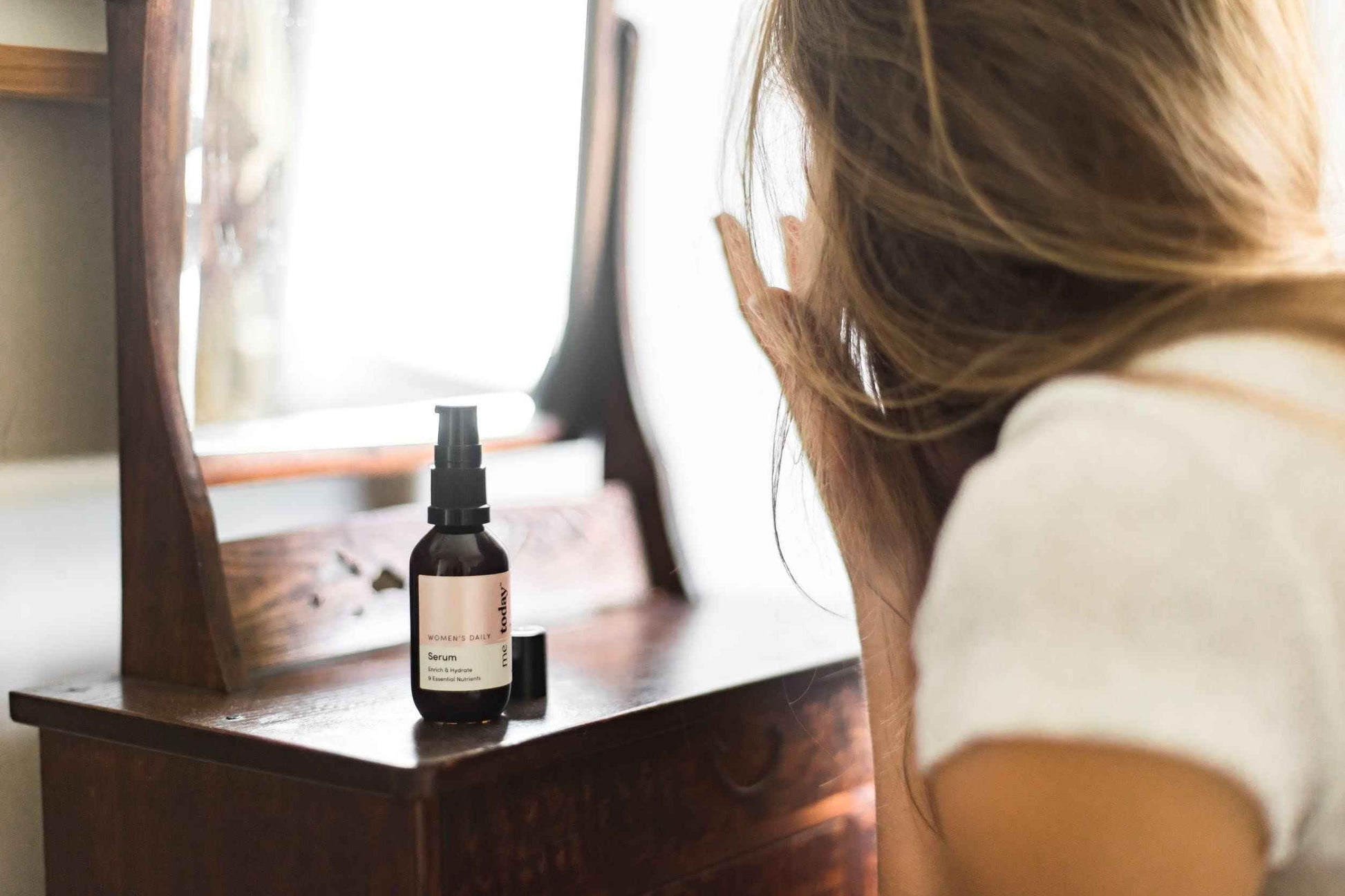 me today - Women's Daily Serum, 30ml, Hydrate and Refine with CoQ10, Vitamin B3 and B5, Ginseng and Cranberry, Natural Ingredients, Vegan