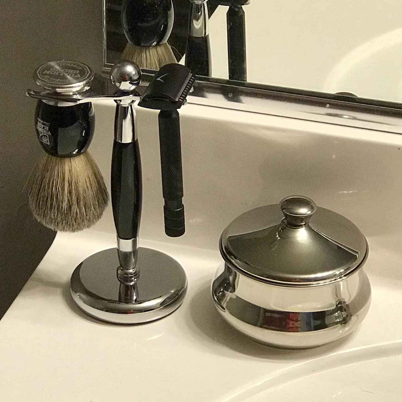 SANWA Deluxe Stainless Steel Shaving Brush Stand Holder for Razor & Brush Weighted Base Black Handle