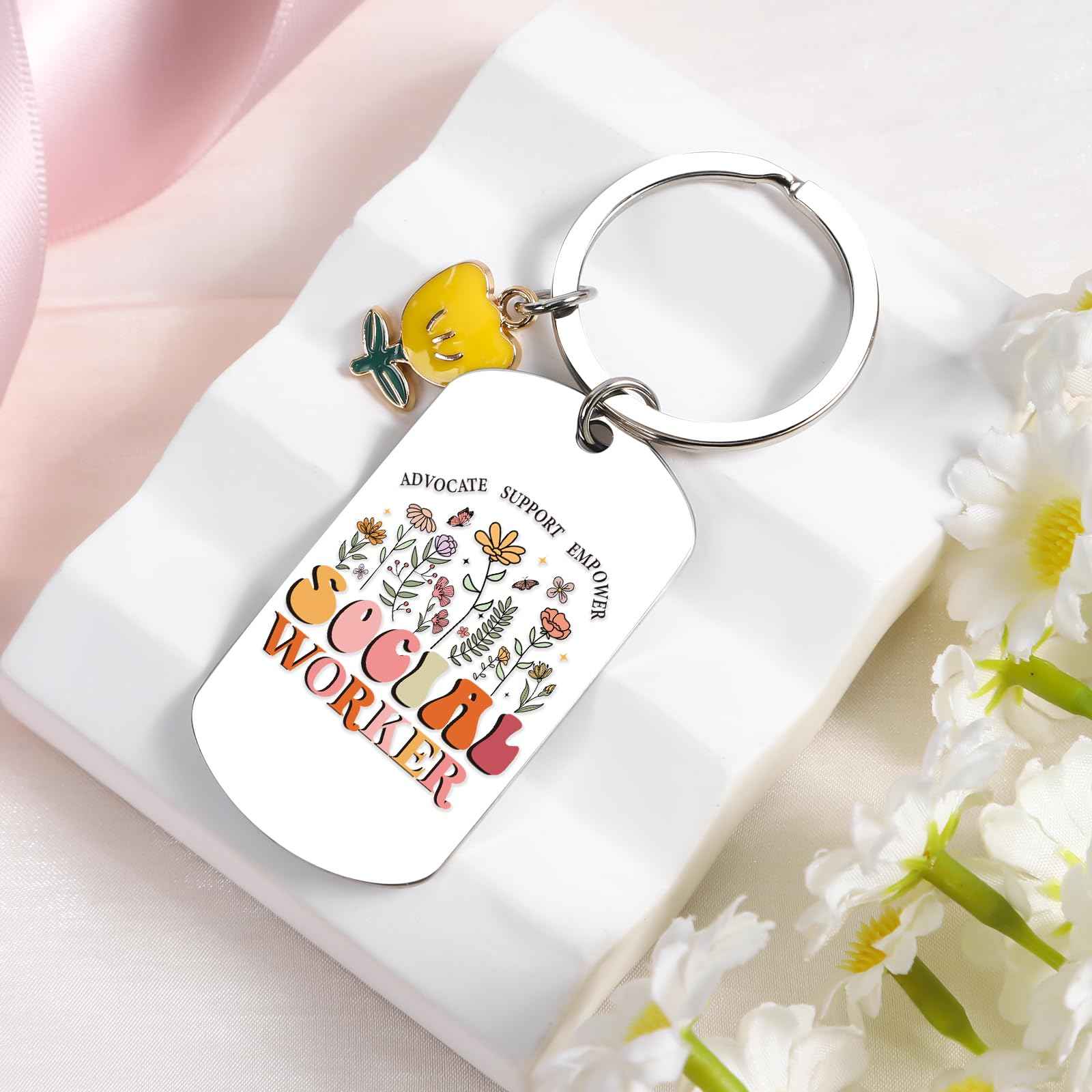 Falueqg Social Worker Appreciation Gifts - 3Pcs Social Worker Gifts for Women, Social Workers Canva Makeup Bag Keychain Bracelet for Social Worke Volunteer Nurse Teacher Graduation Christmas Gift