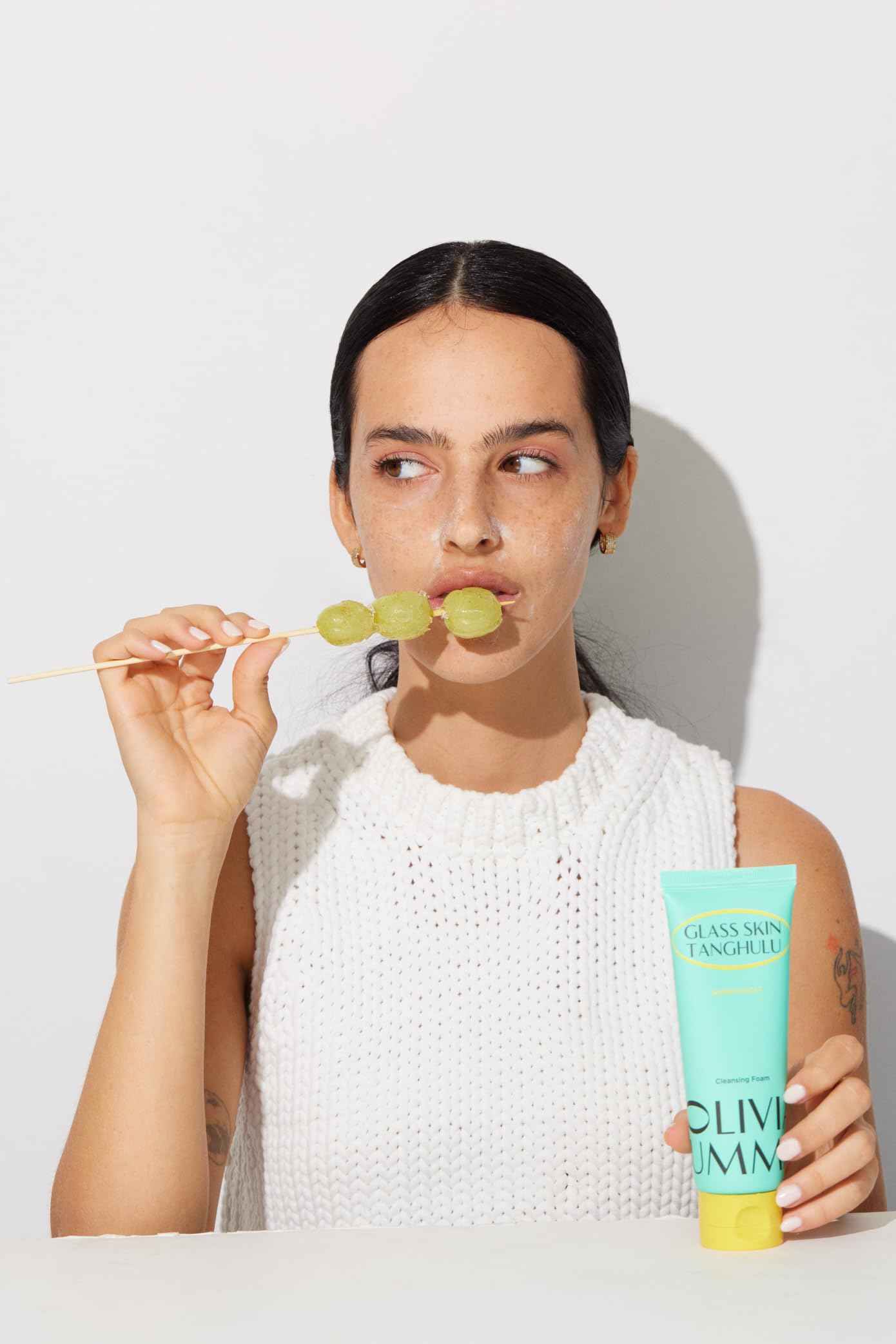 OLIVIAUMMA Glass Skin Tanghulu Shine Muscat Foaming Cleanser - Olivia Umma Deep Cleansing, Moisturizing, and Antioxidant-Rich Korean Face Wash for All Skin Types by Olivia Umma - 120ml