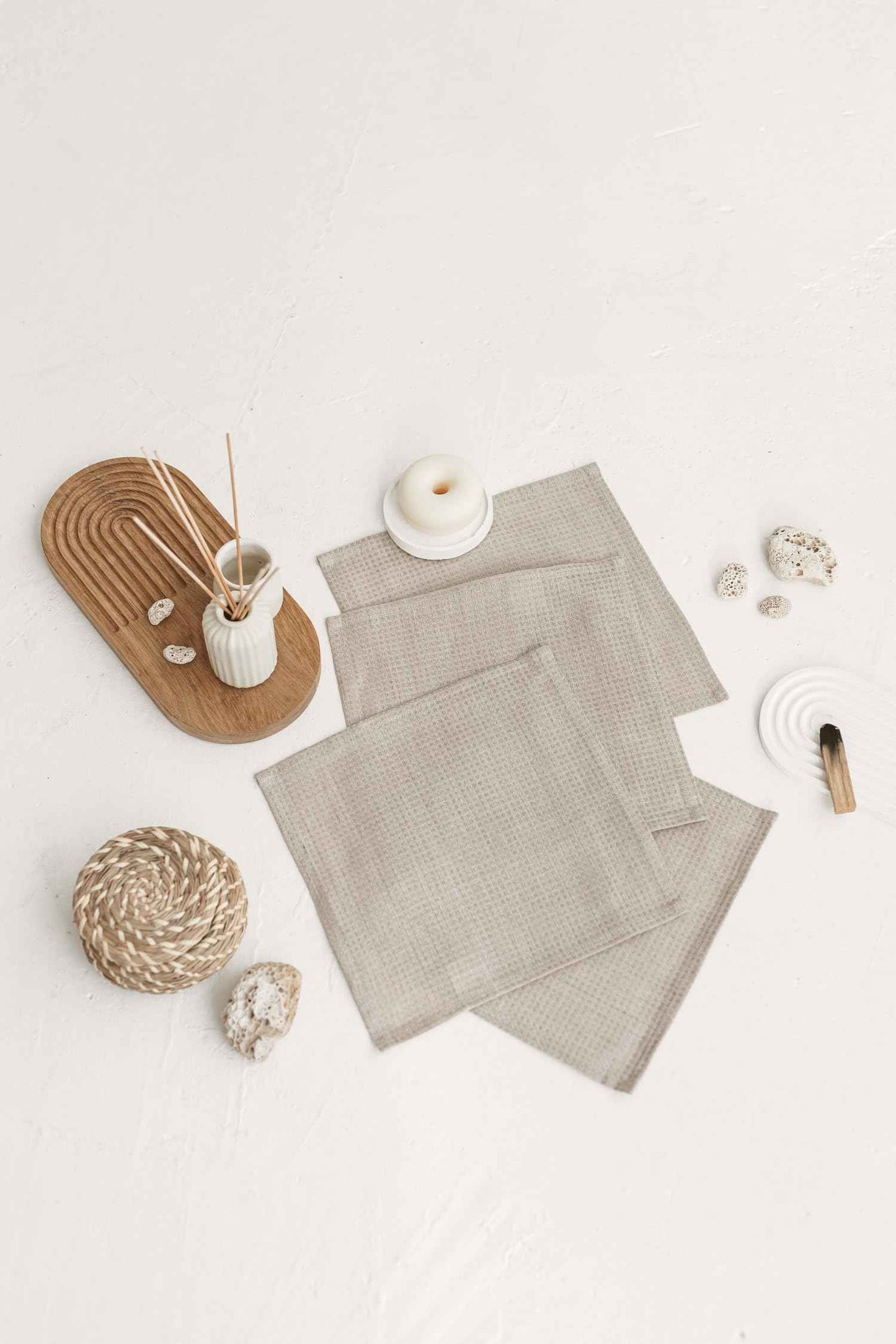 Thing Stories Flax Linen Washcloths for Bathroom - Waffle Washcloths 4-Pack 10x10 inch - Linen Face Cloths - Waffle Weave Cleaning Cloths with Loop - Exfoliating Face Towel for Women