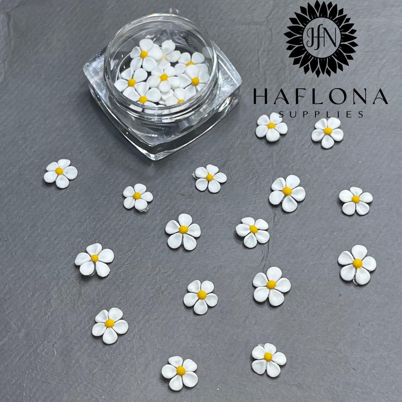 Set 30Pcs White 3D Flowers for Nails, Apricot Handmade 3D Acrylic Flowers for Nails, Flower Nail Charms Rhinestones Gems by Acrylic Powder Design Nail Art Women Girls (White+Yellow pistil-30Pcs)