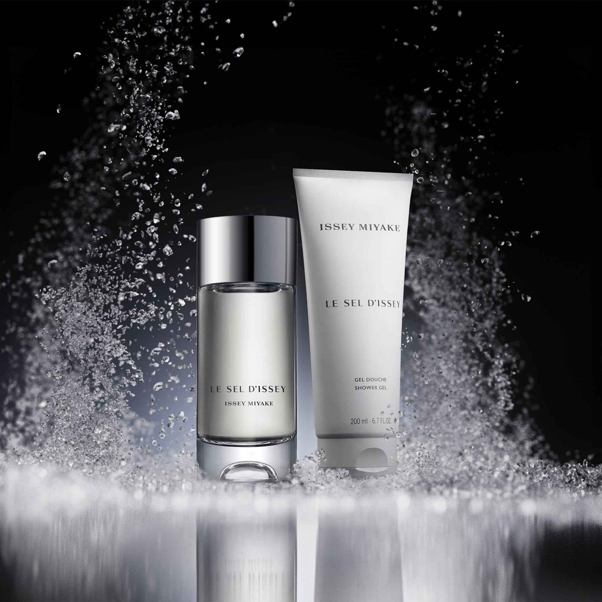 Issey Miyake Le Sel d'Issey Shower Gel - Fresh Woody Marine Shower Gel for Men - With Salt Accord, Marine Seaweed, Ginger & Cedarwood - 6.7 oz