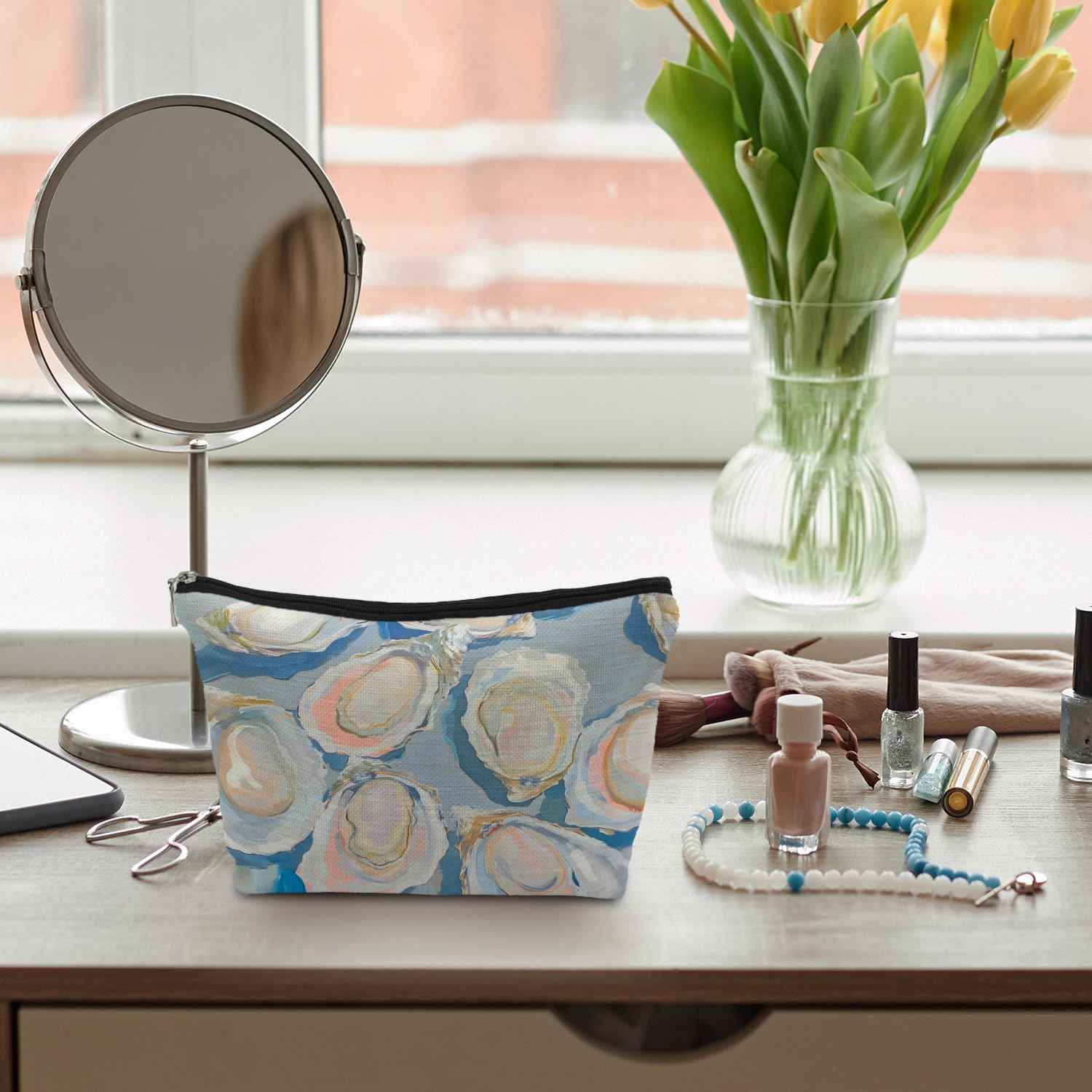 ignytiger Blue Coastal Beach Oyster Shell Makeup Bag, Abstract Nautical Seashell Cosmetic Toiletry Bags for Women, Beachy Makeup Pounch, Beach Lover Gifts Zipper Pouches for Purse