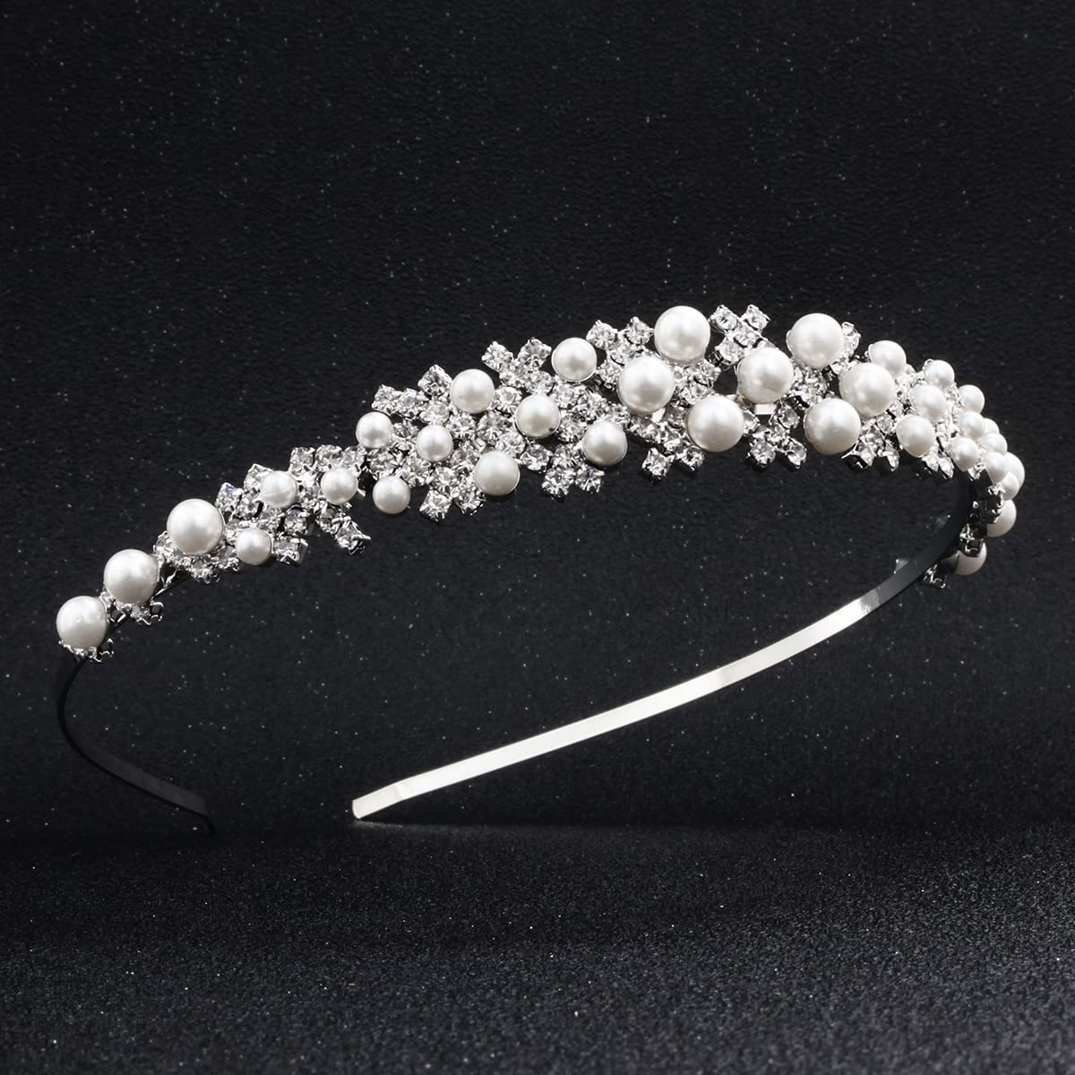 Cezesuja Wedding Rhinestone Headband, Crystal and Faux Pearl Crown for Bride Bridesmaids Tiara Hairband Simple Design Daily hair accessories (Silver B)