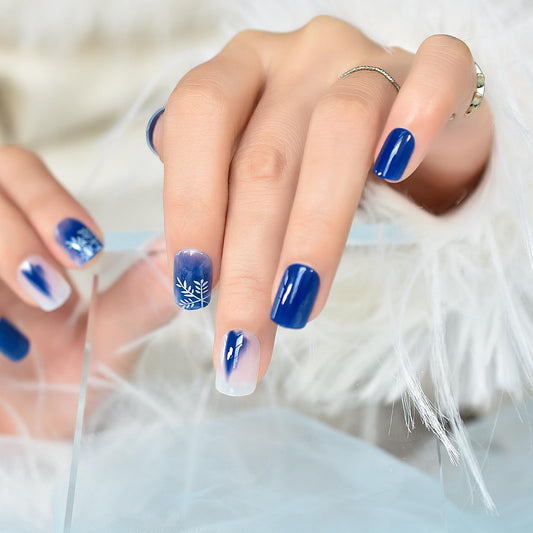 Pre-design Christmas Press On Nails with Snowflake Pattern Short Squoval Blue Nail Art Tips Salon Reusable Acrylic Manicure Glossy Stick On Nails Gifts for Women Girls