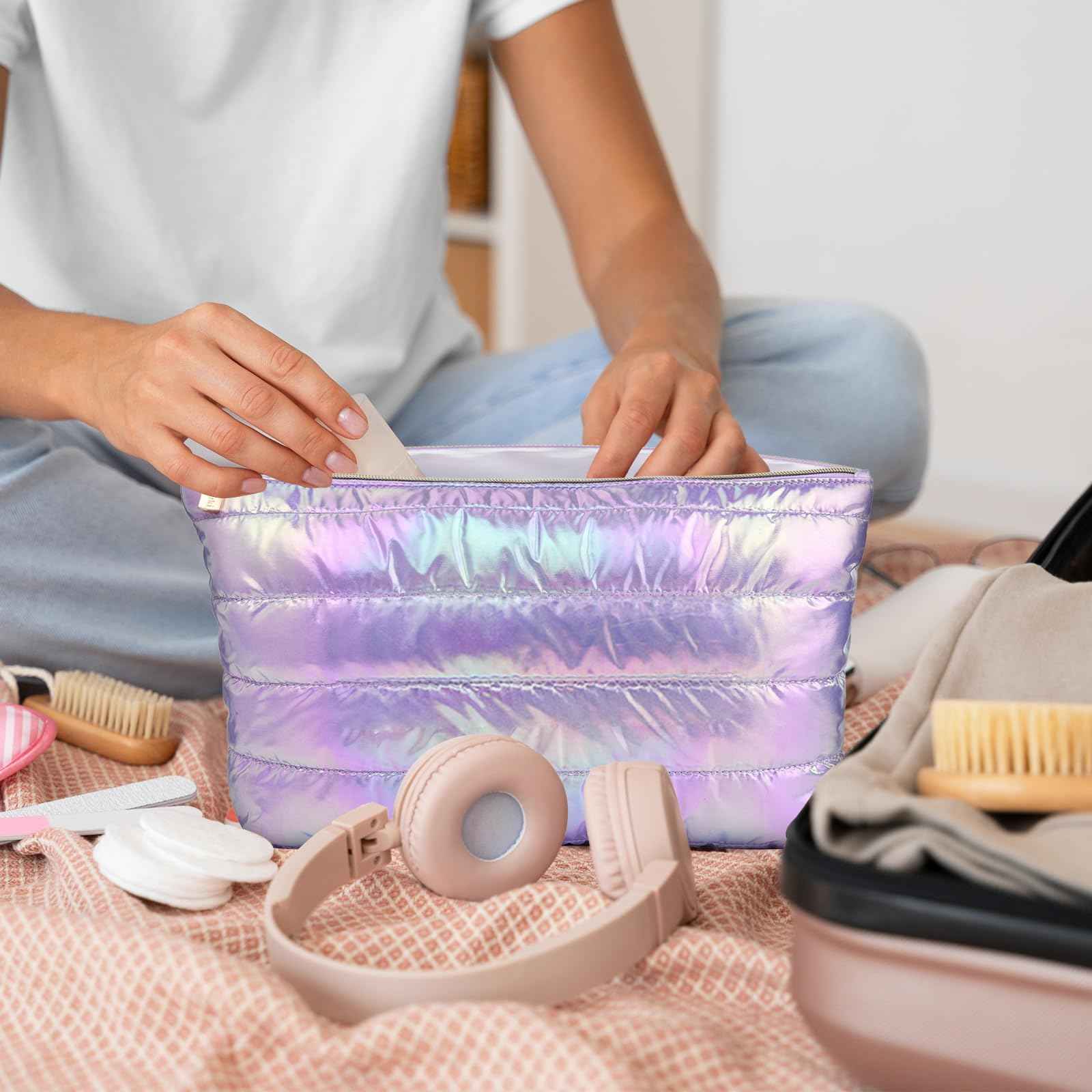 Hiroyuki Large Makeup Pouch, Puffy Cosmetic Bag, Large Capacity Travel Pouch (plain, purple)