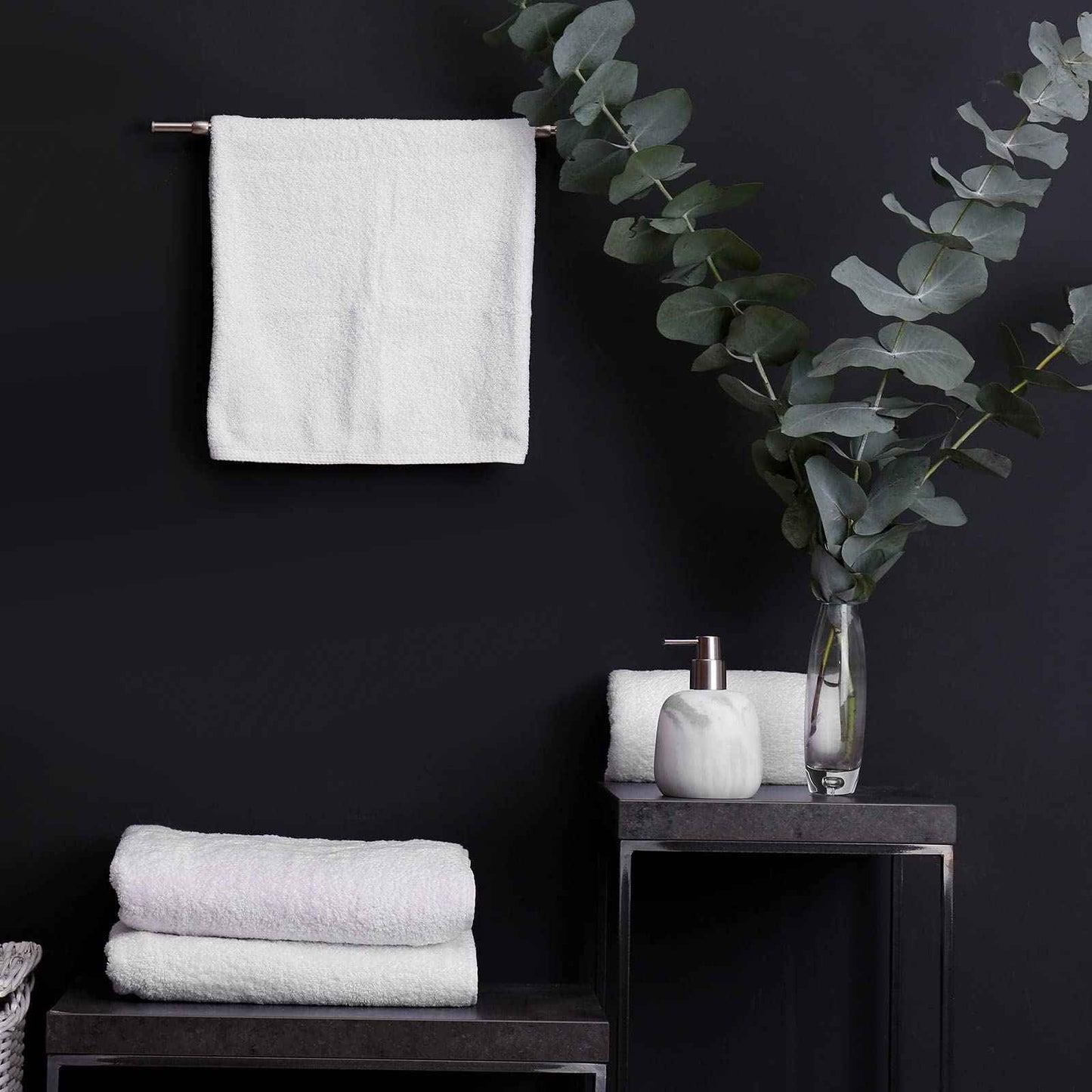 Patelai 60 Pcs White Washcloths Set Face Cloth Absorbent Soft Cotton Face Towel Multipurpose Machine Washable Towels Travel Supply Gym Needs for Bathroom Kitchen Hotel Spa and Gym, 10 x 10 Inch