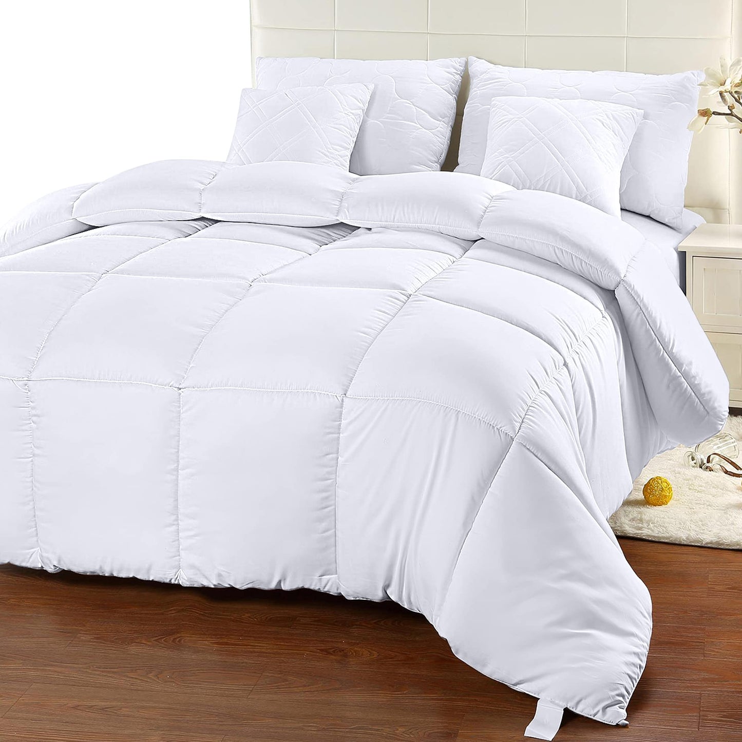 Utopia Bedding Comforter Duvet Insert, Quilted Comforter with Corner Tabs, Box Stitched Down Alternative Comforter California King (White)