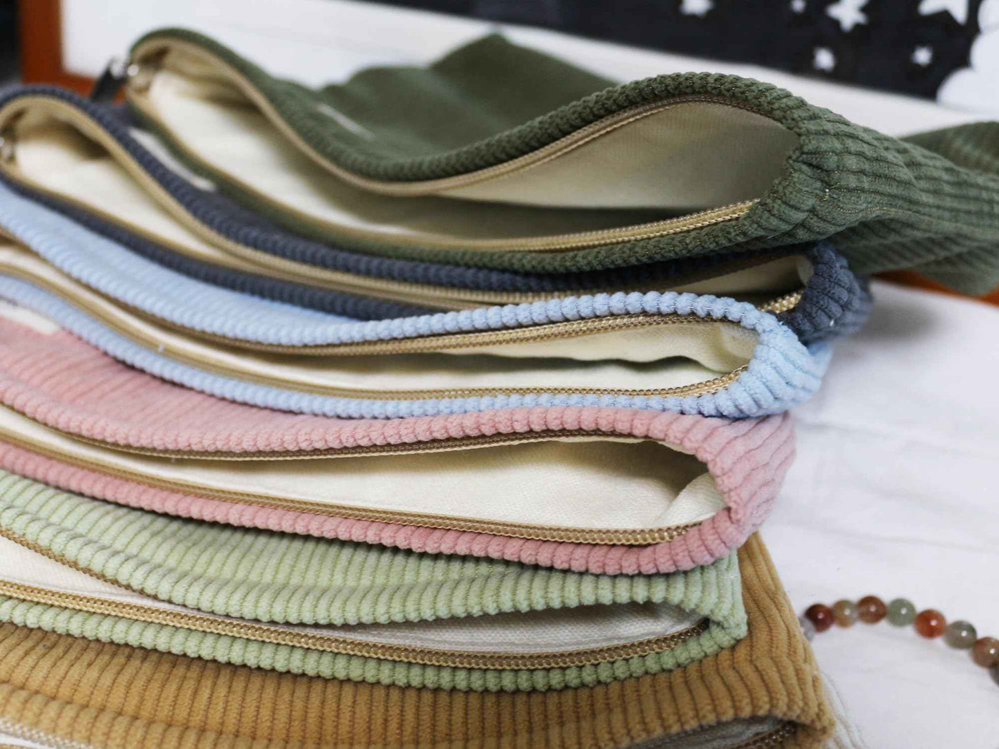 HAPPYHEIDI Navy Green Corduroy Makeup Bag Cosmetic Toiletry Travel Pouch, Make Up Accessory Purse Organizer, Canvas Lined