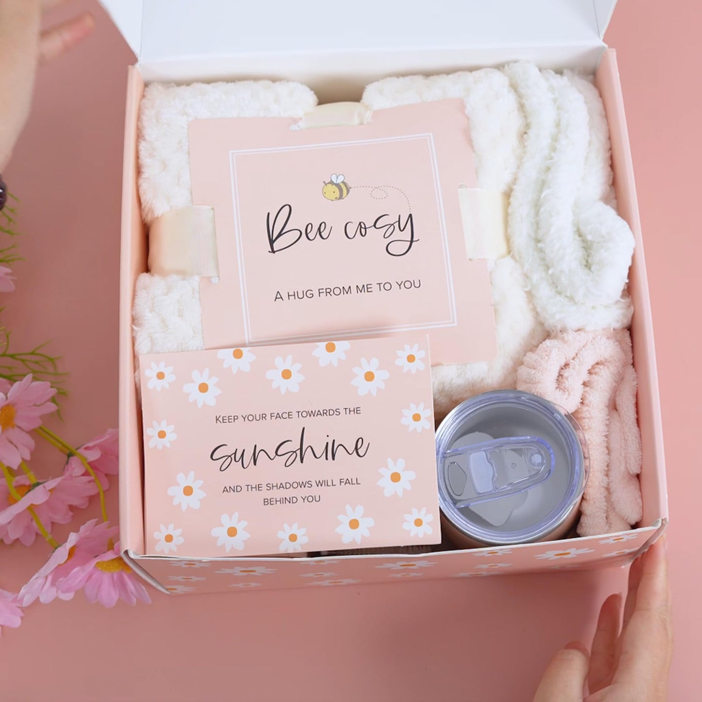 Luxury Daisy Bee Women’s Care Package – Birthday Gifts for Women, Mom, Friend, Girlfriend with Natural Ingredients, Self-Care Gifts, Relaxing Gifts, Perfectly Packaged for Pampering & Ready to Gift