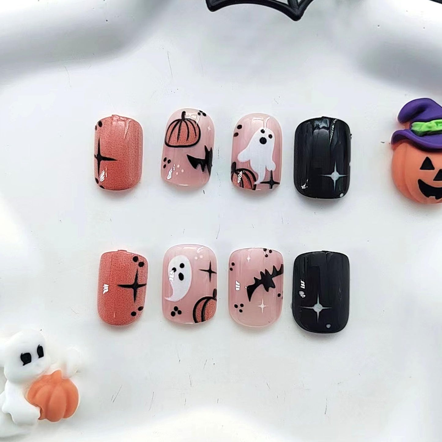 Halloween Press on Nails Short Square Bat Pumpkin Cute Ghost Fake Nails Balck Orange Pink Full Cover Glue on Nails Glossy Acrylic False Nails Press ons for Women 24 Pcs