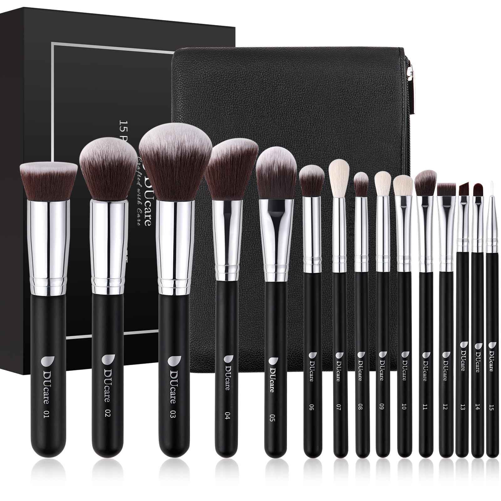 DUcare Makeup Brushes with Bag,15Pcs Christmas Makeup Brush Set Travel Kabuki Foundation Blending Blush Eyeliner Shadow Brow Concealer Brushes Kit