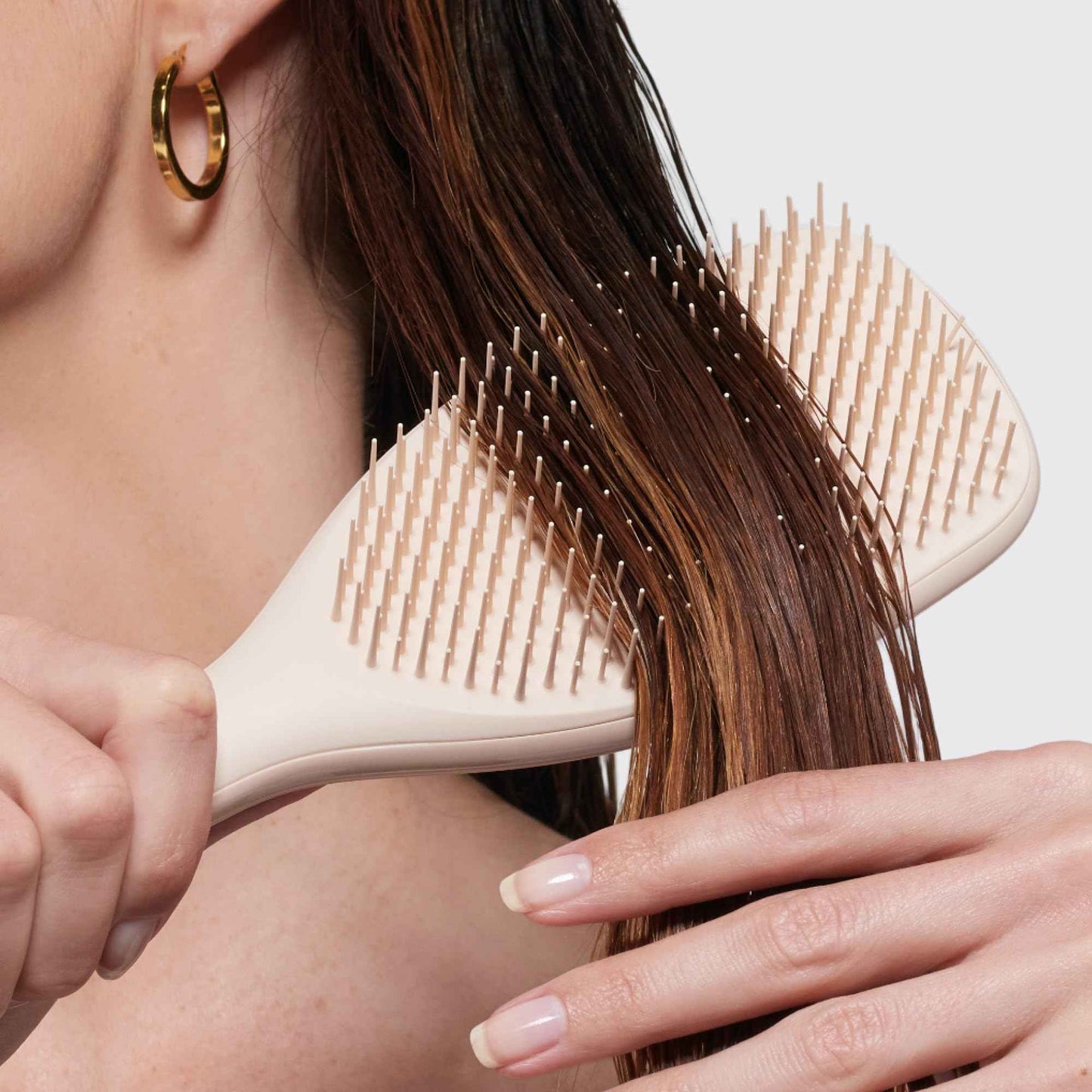 Tangle Teezer Large Ultimate Detangler Hairbrush for Wet & Dry Hair, Eliminates Knots & Reduces Breakage for Long, Thick, & Curly Hair Types, Vanilla