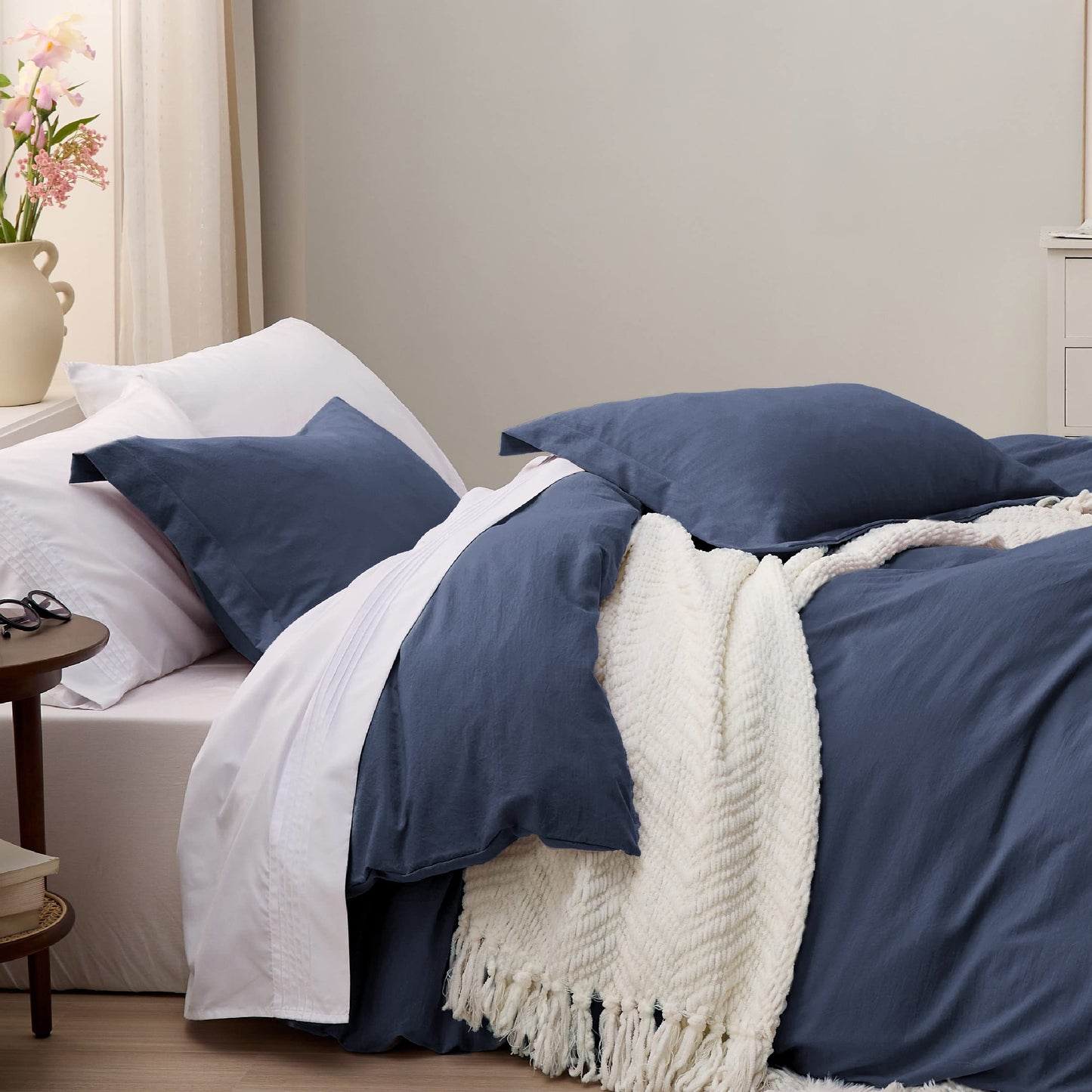 Bedsure Navy Twin Duvet Cover Set - Soft Prewashed Duvet Cover Twin Size, 2 Pieces, 1 Duvet Cover 68x90 Inches with Zipper Closure and 1 Pillow Sham, Comforter Not Included