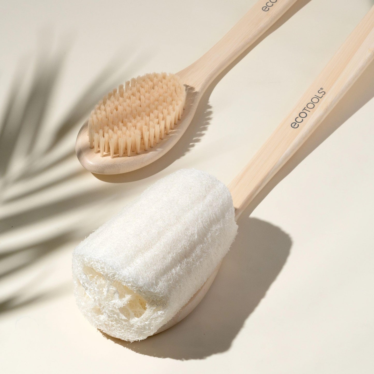 EcoTools Loofah Bath Brush, Shower Brush with Ergonomic Handle, Cleans Hard to Reach Areas, Plant-Based, Eco-Friendly Bath Sponge, Gently Cleanses & Exfoliates, Vegan & Cruelty-Free, 2 Count